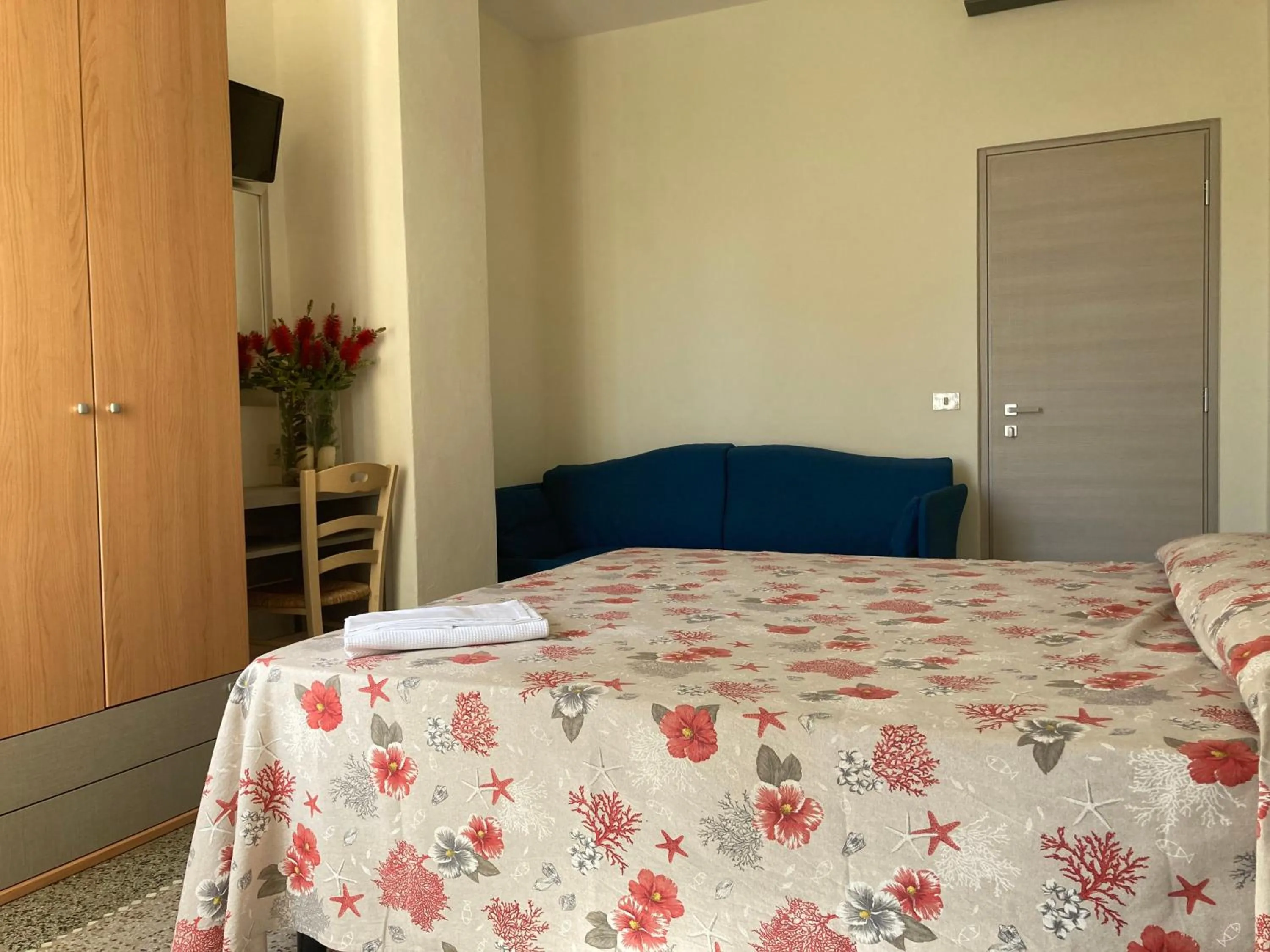 Bed in Hotel Verdesolemare