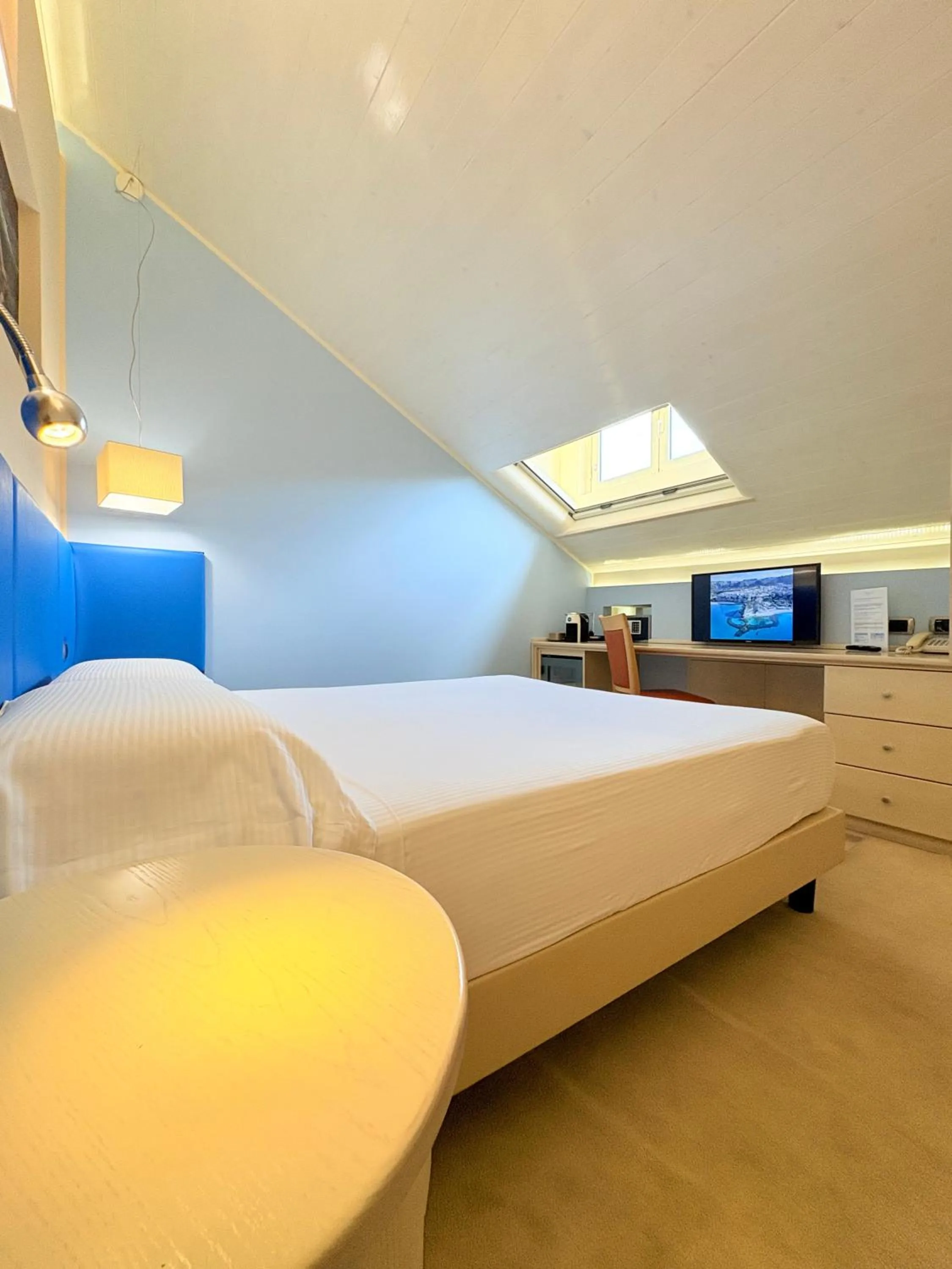 Bed in Portercole B&B