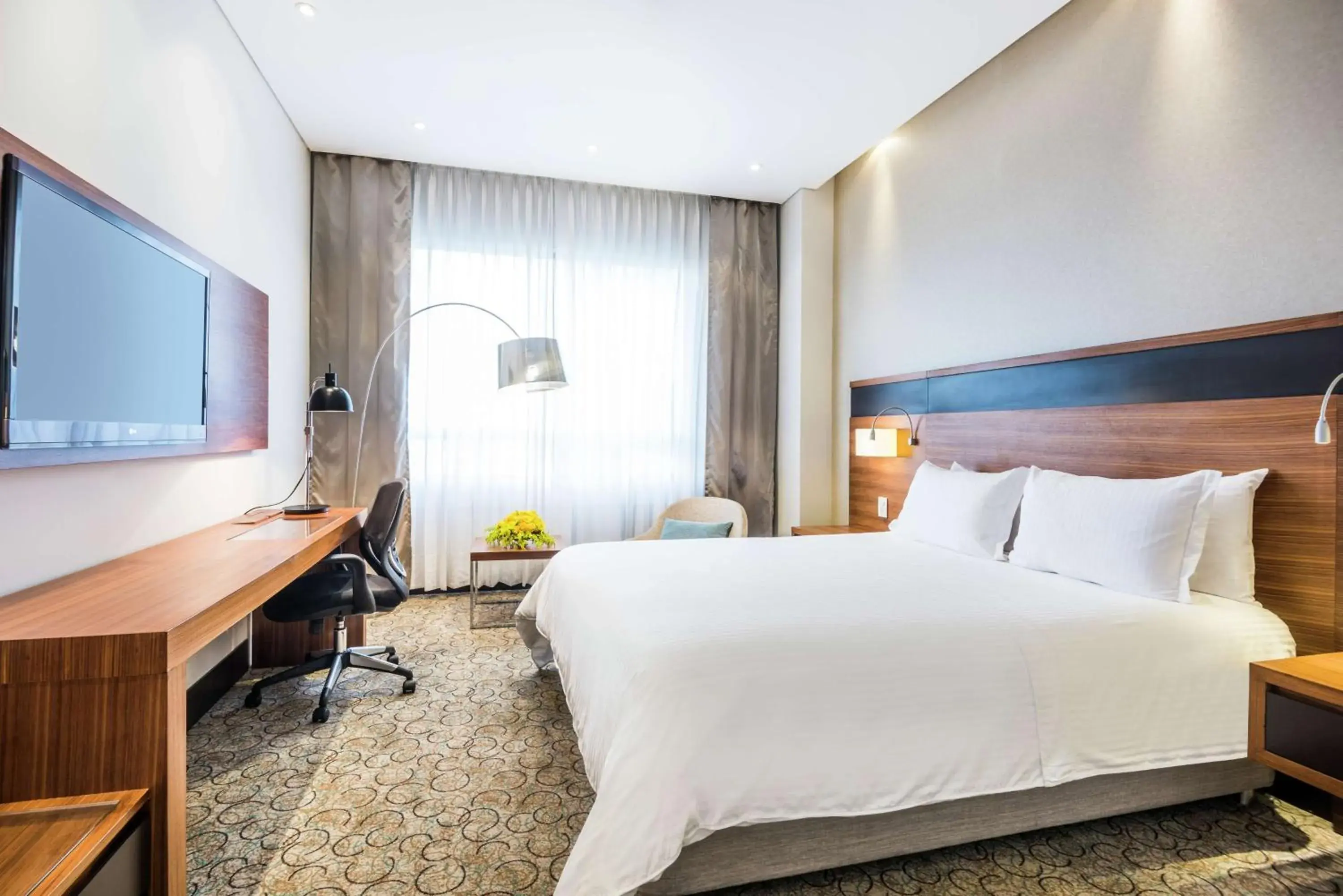 King Room in DoubleTree by Hilton Bogota Parque 93 King Room in DoubleTree by Hilton Bogota Parque 93