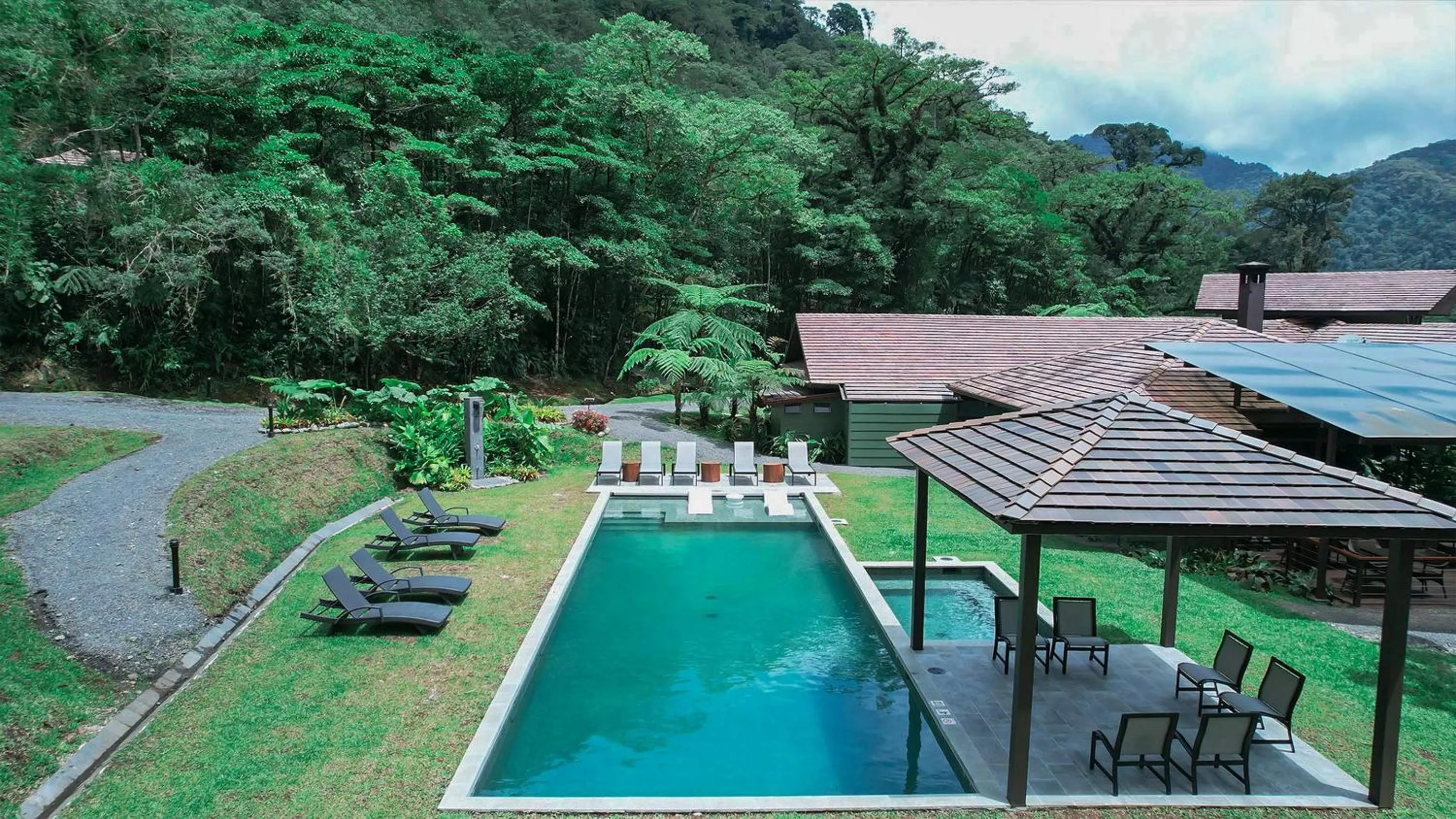 Natural landscape in El Silencio Lodge & Spa Costa Rica