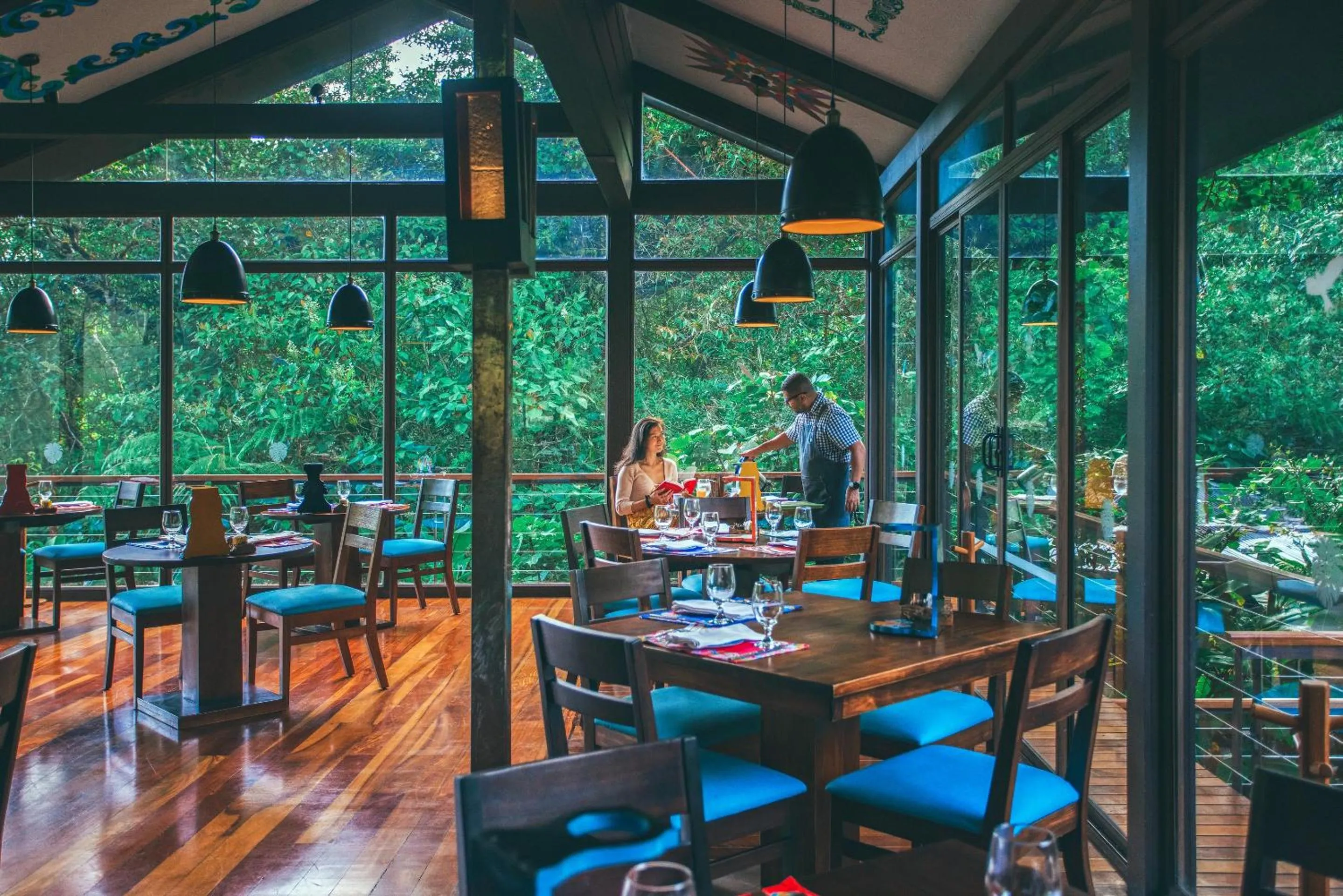 Restaurant/places to eat in El Silencio Lodge & Spa Costa Rica