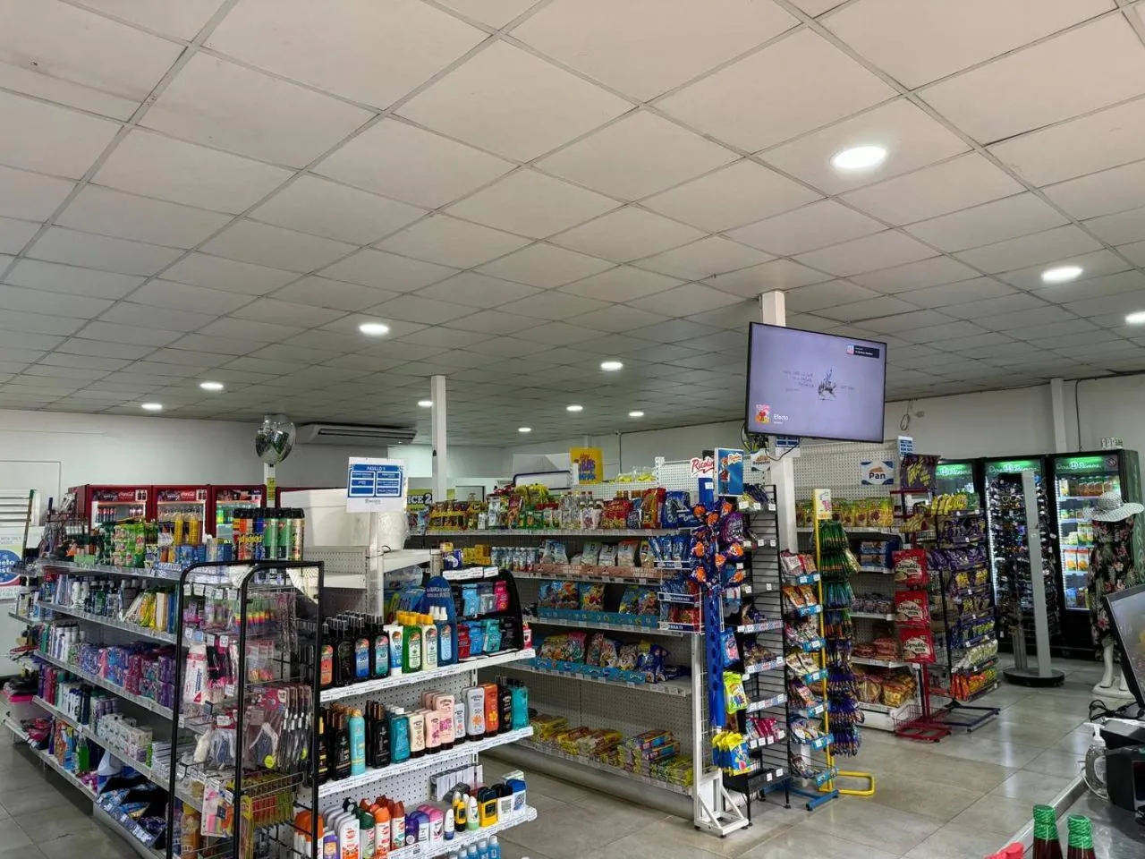 On-site shops in Nacazcol - Playas del Coco