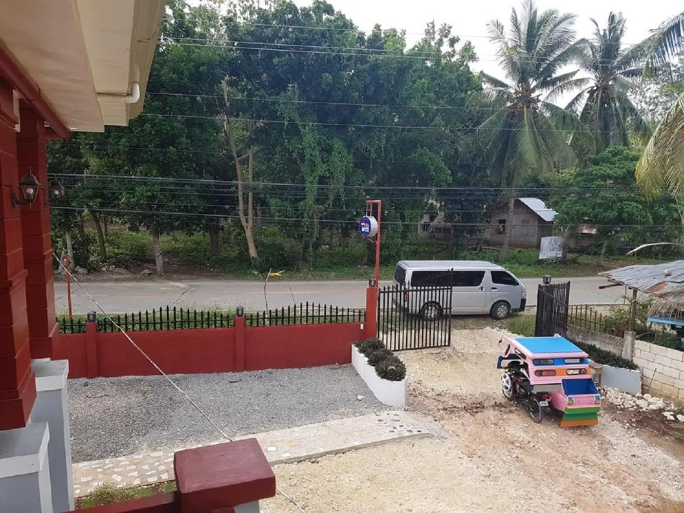 Facade/entrance in Catalina`s Inn family room