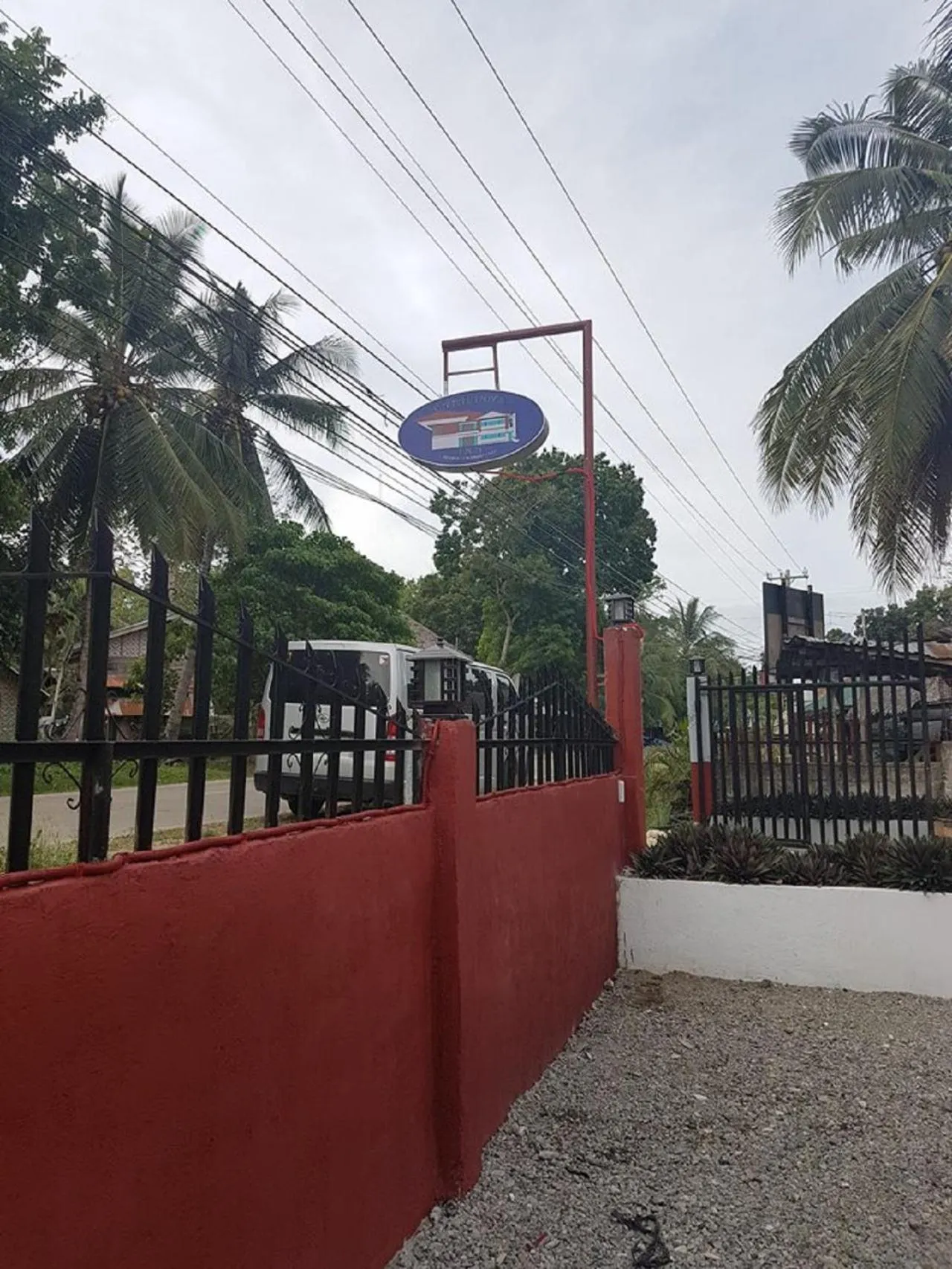 Facade/entrance in Catalina`s Inn family room