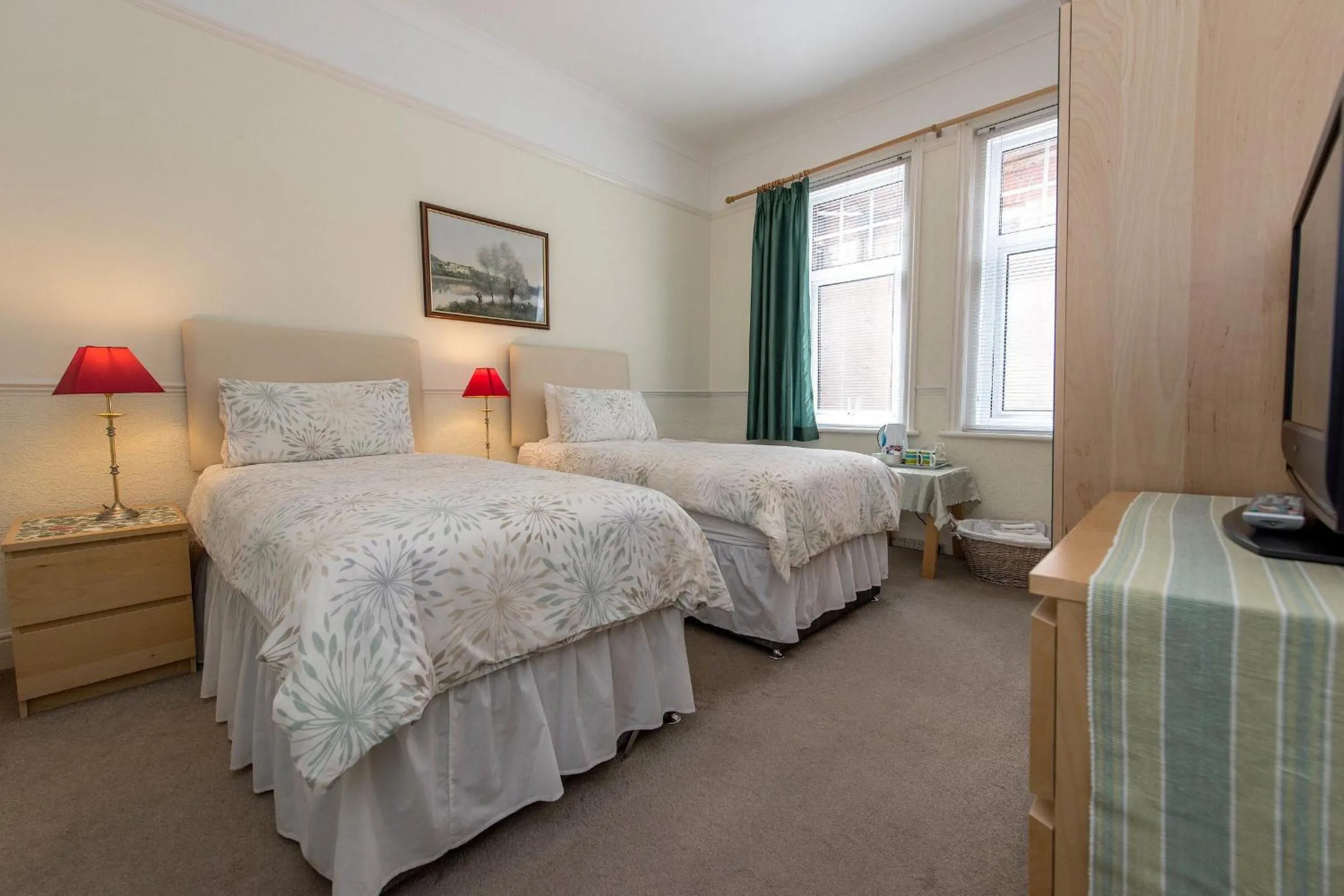 Bedroom, Bed in The Strand Hotel