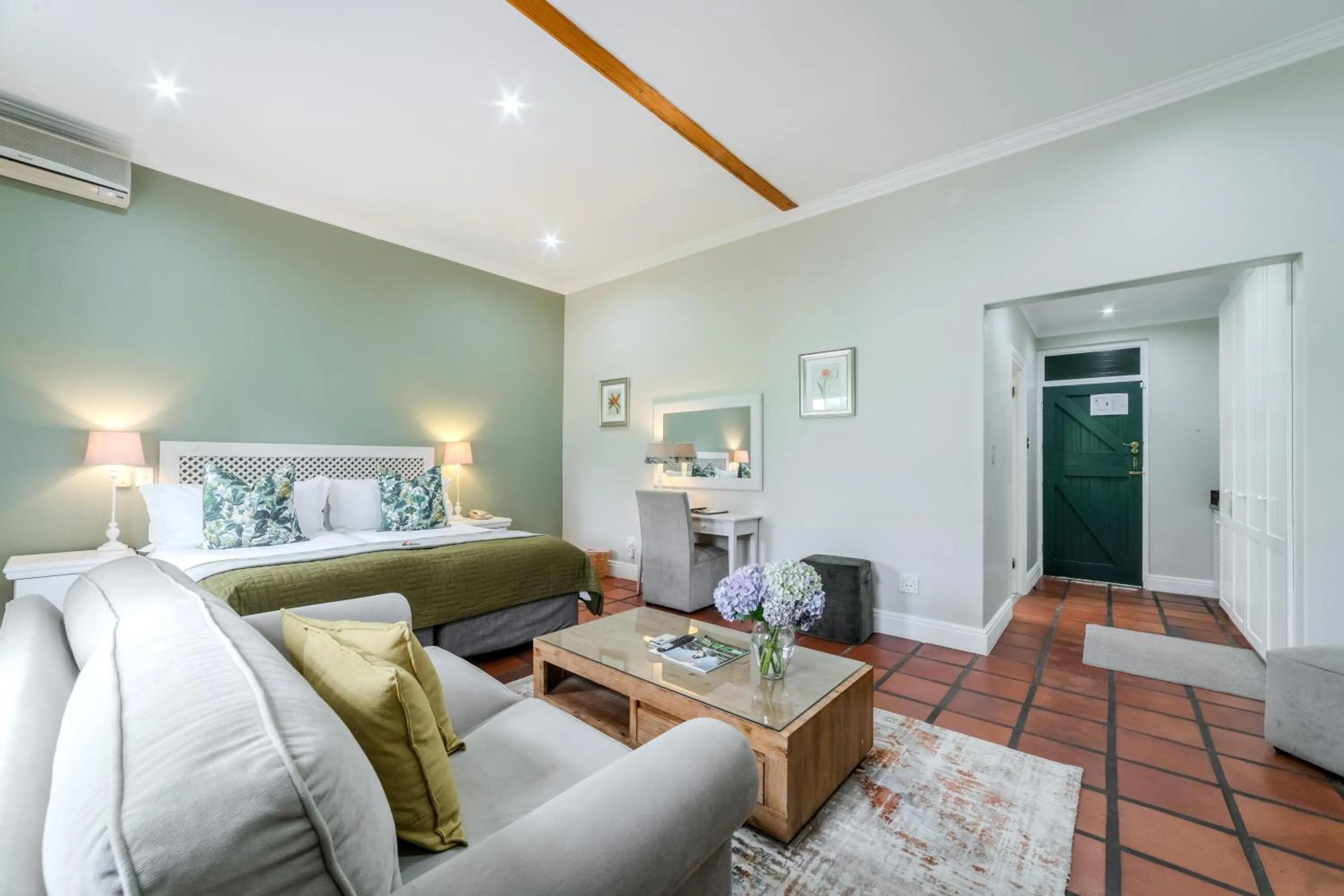 Bedroom, Bed in Eikendal Lodge