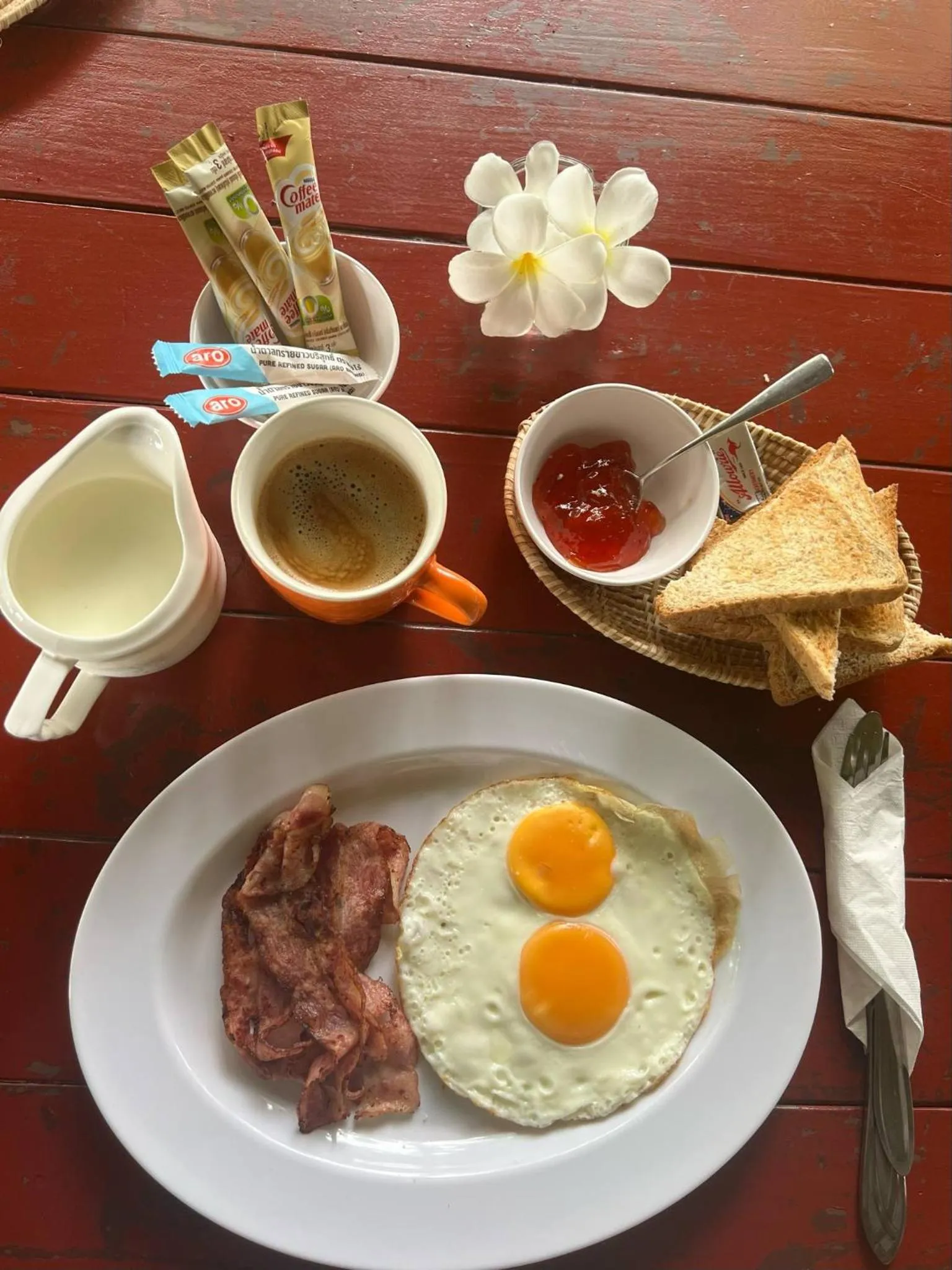 Continental breakfast in Tropical Paradise Leelawadee Resort