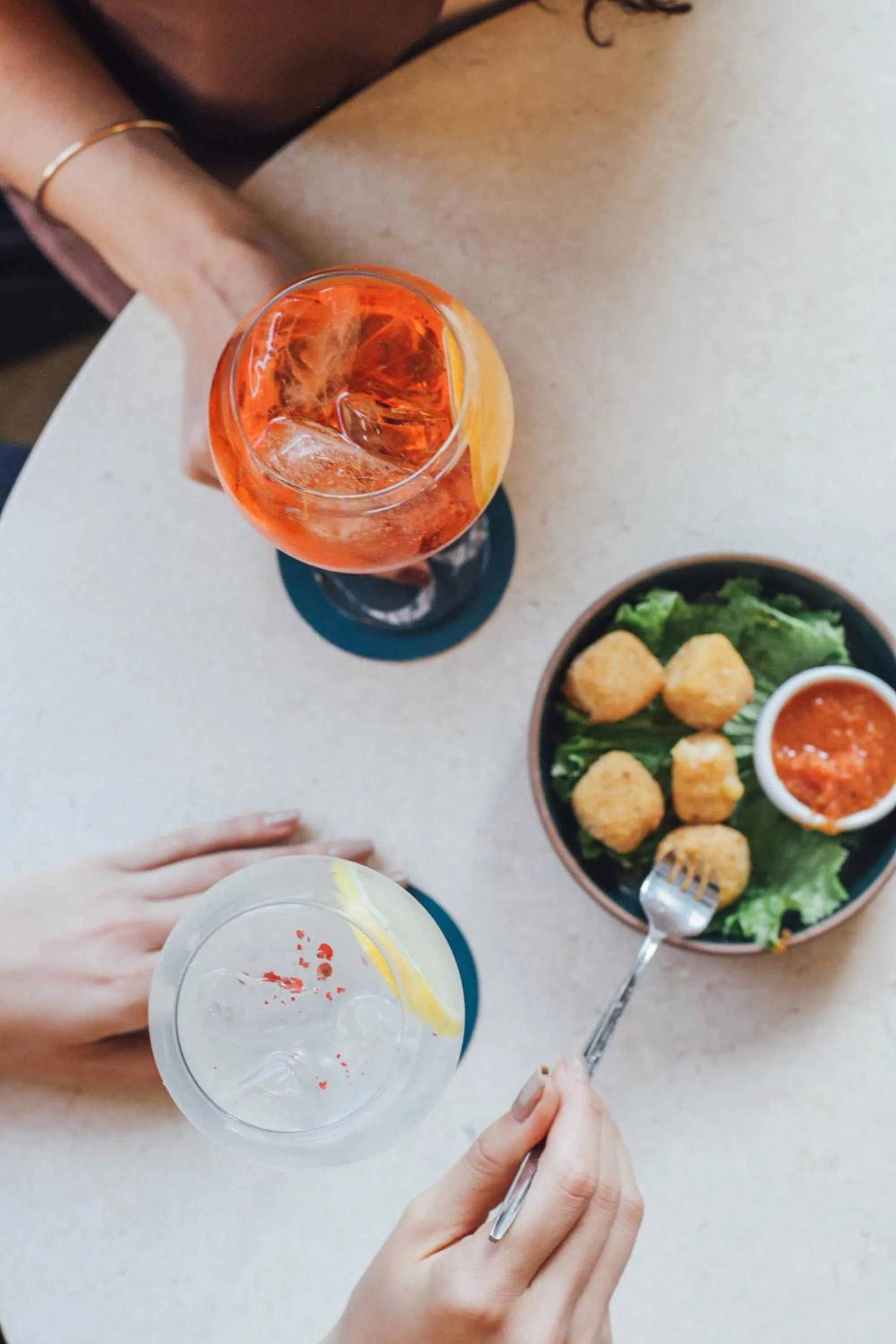 Food in Plaza Real Suites Hotel