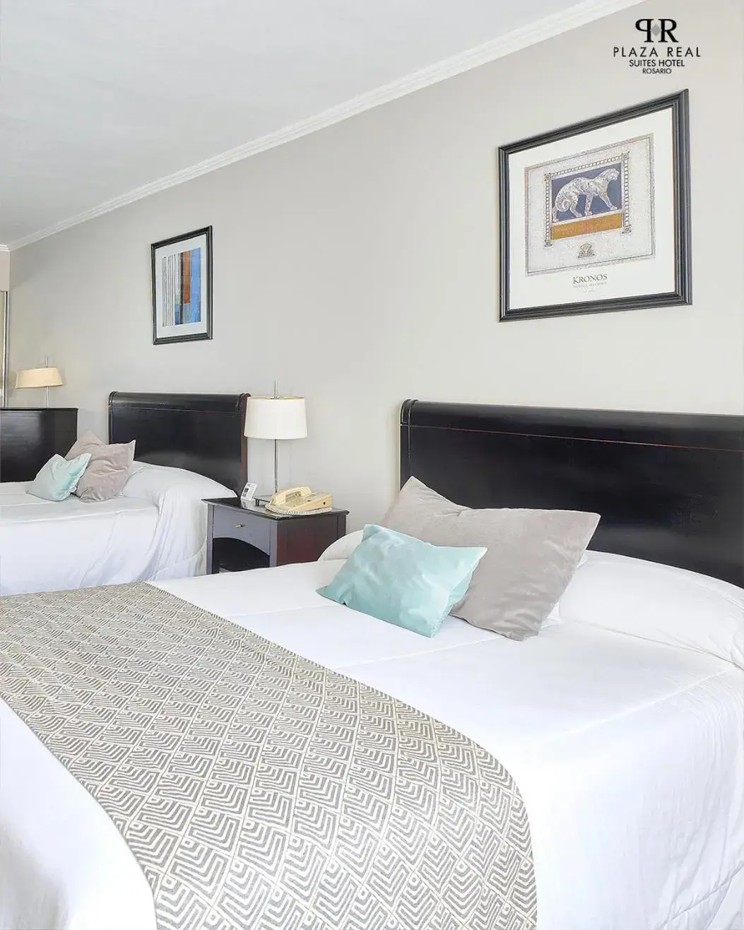 Bed in Plaza Real Suites Hotel Bed in Plaza Real Suites Hotel