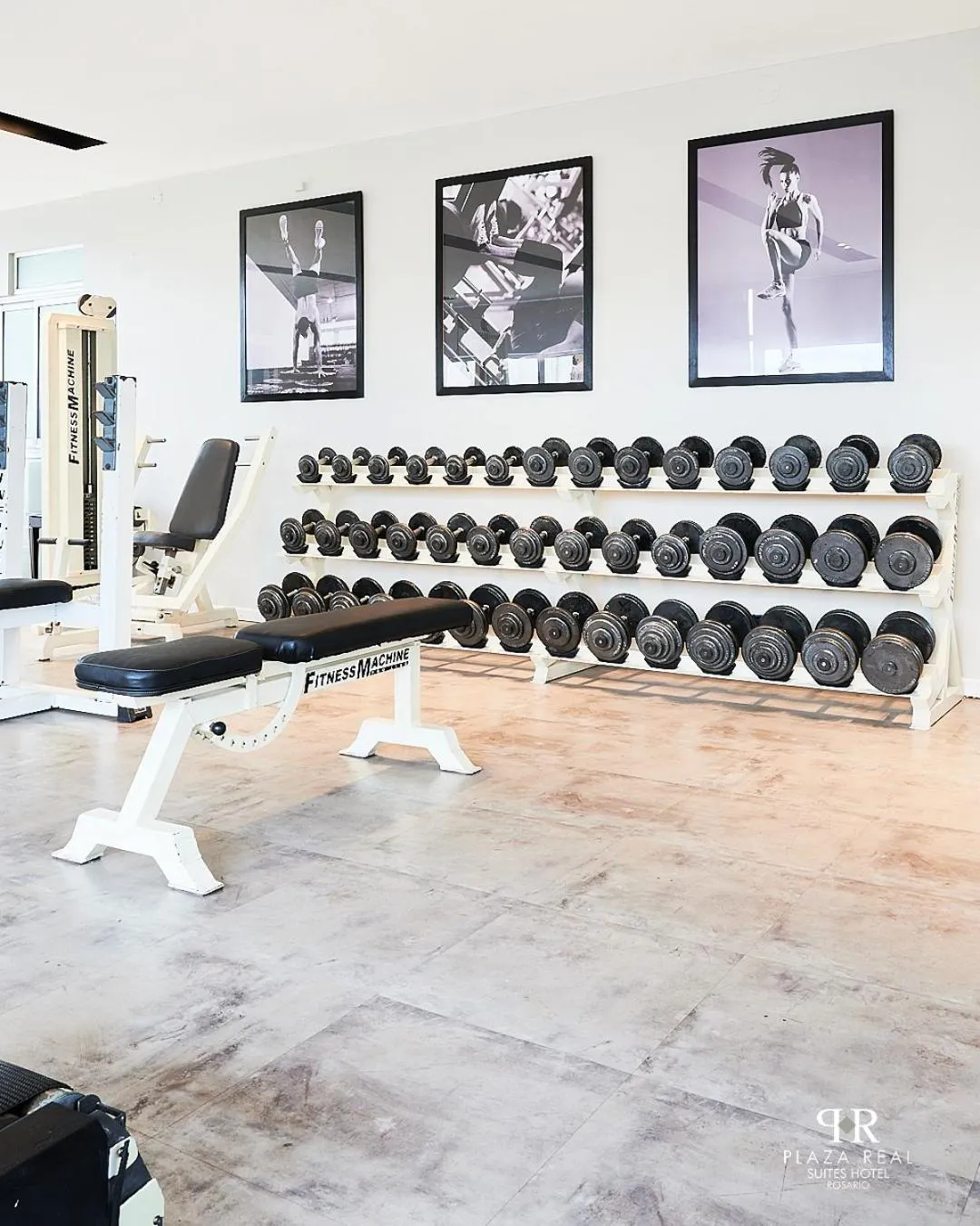 Fitness centre/facilities in Plaza Real Suites Hotel