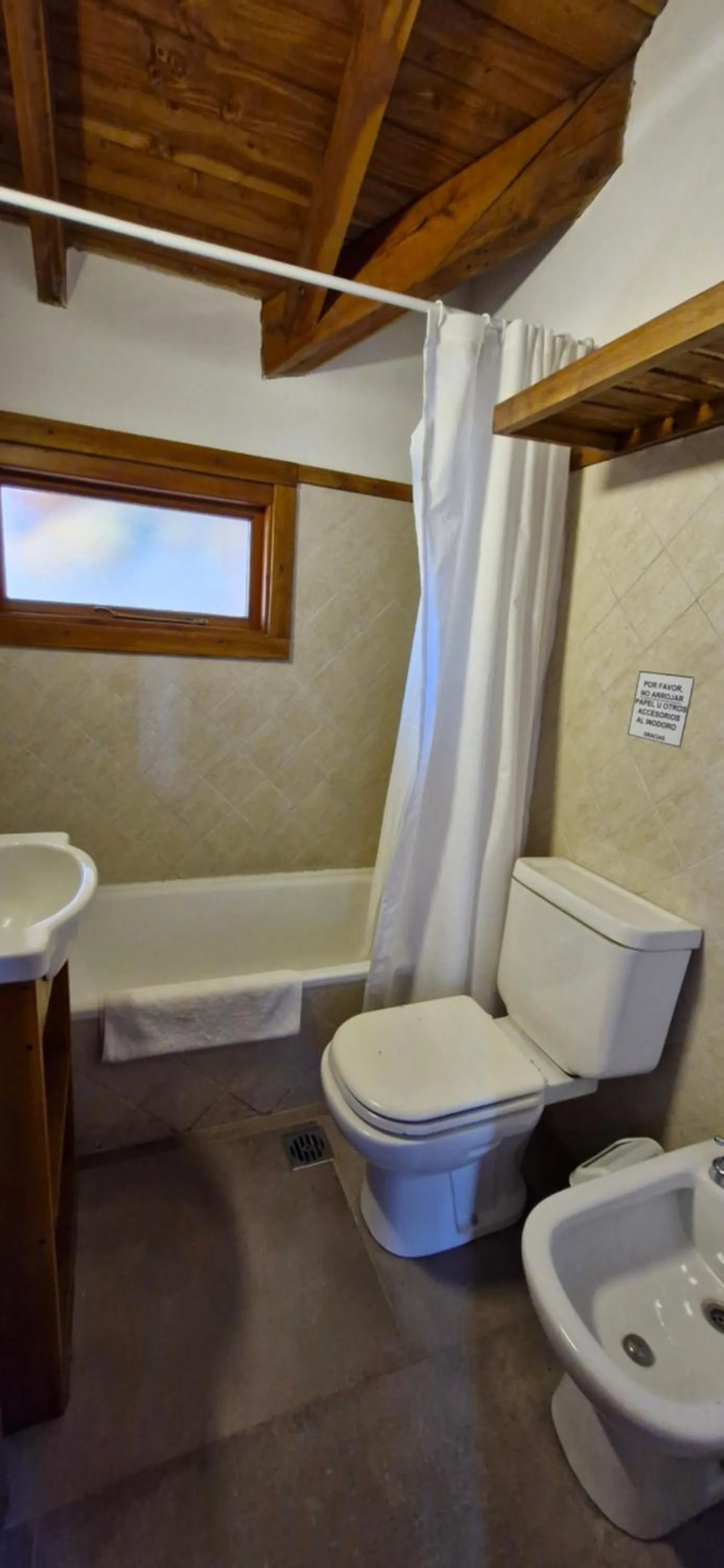 Bathroom in Complejo Base 41