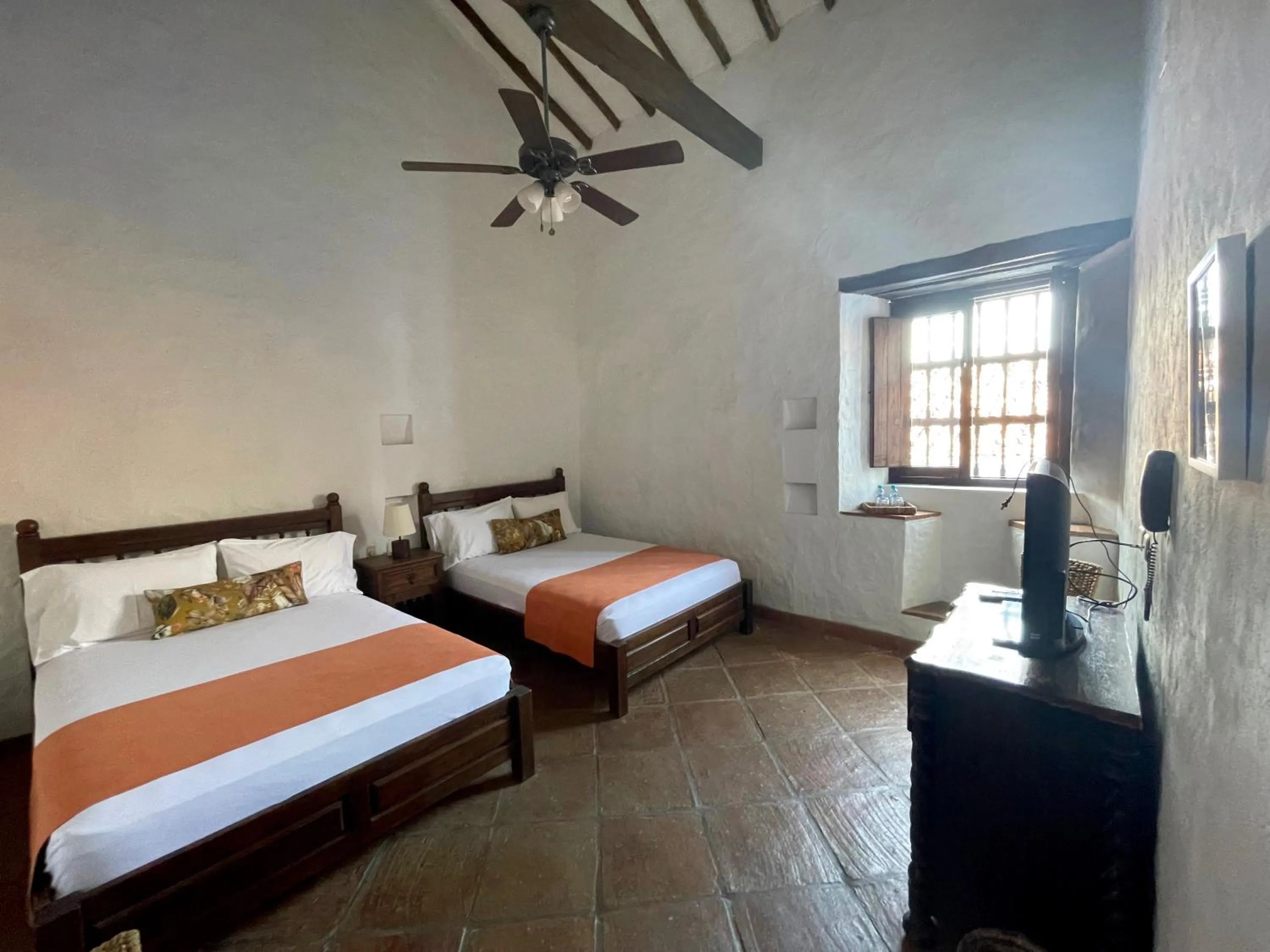 Photo of the whole room, Bed in Hotel Boutique Posada Las Trampas