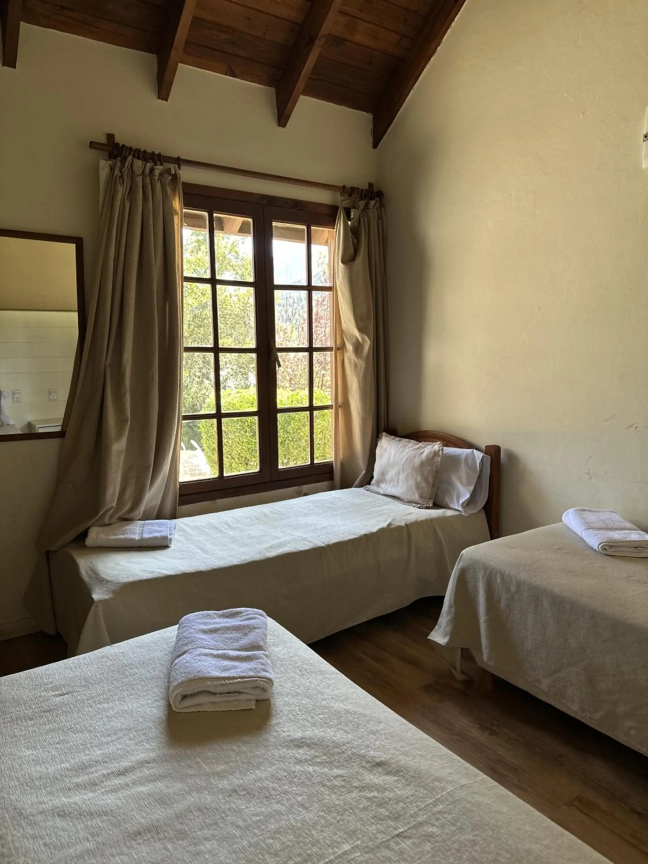 Bed in Cabañas & Aparts Lancuyen, Villa de Montaña