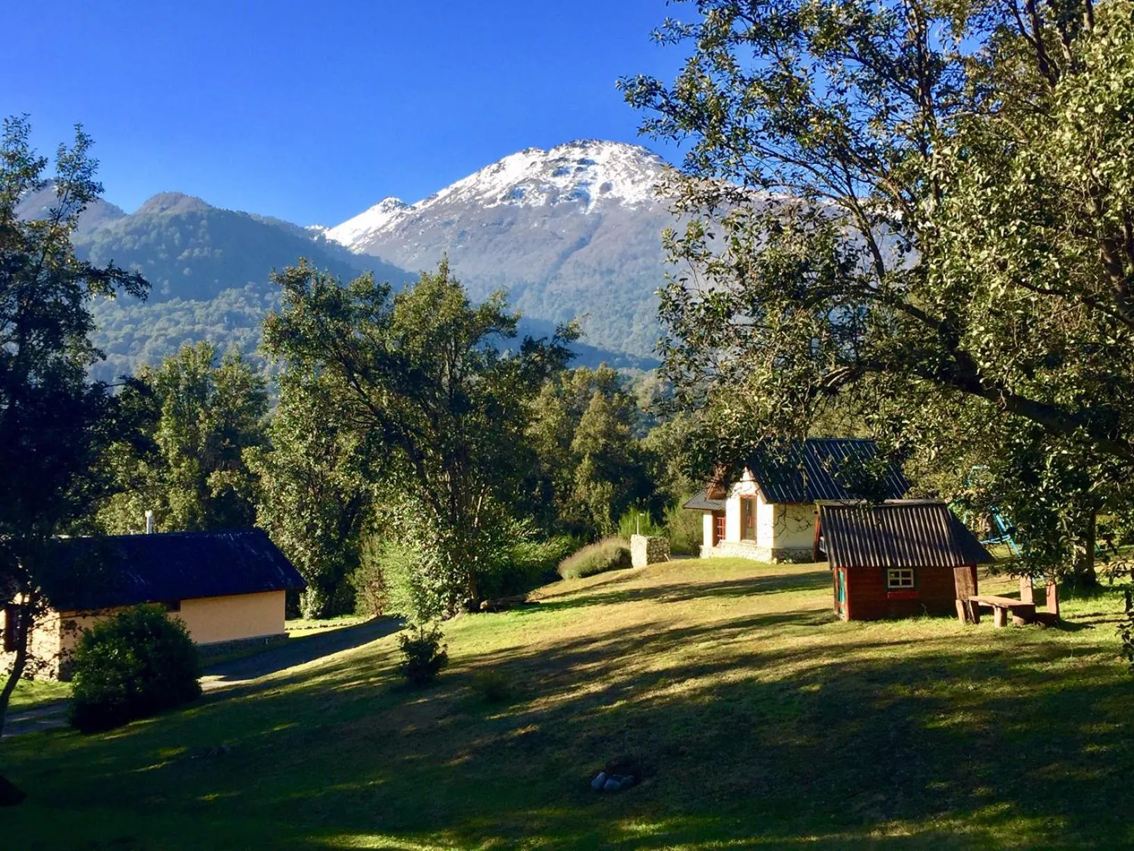 Garden in Cabañas & Aparts Lancuyen, Villa de Montaña