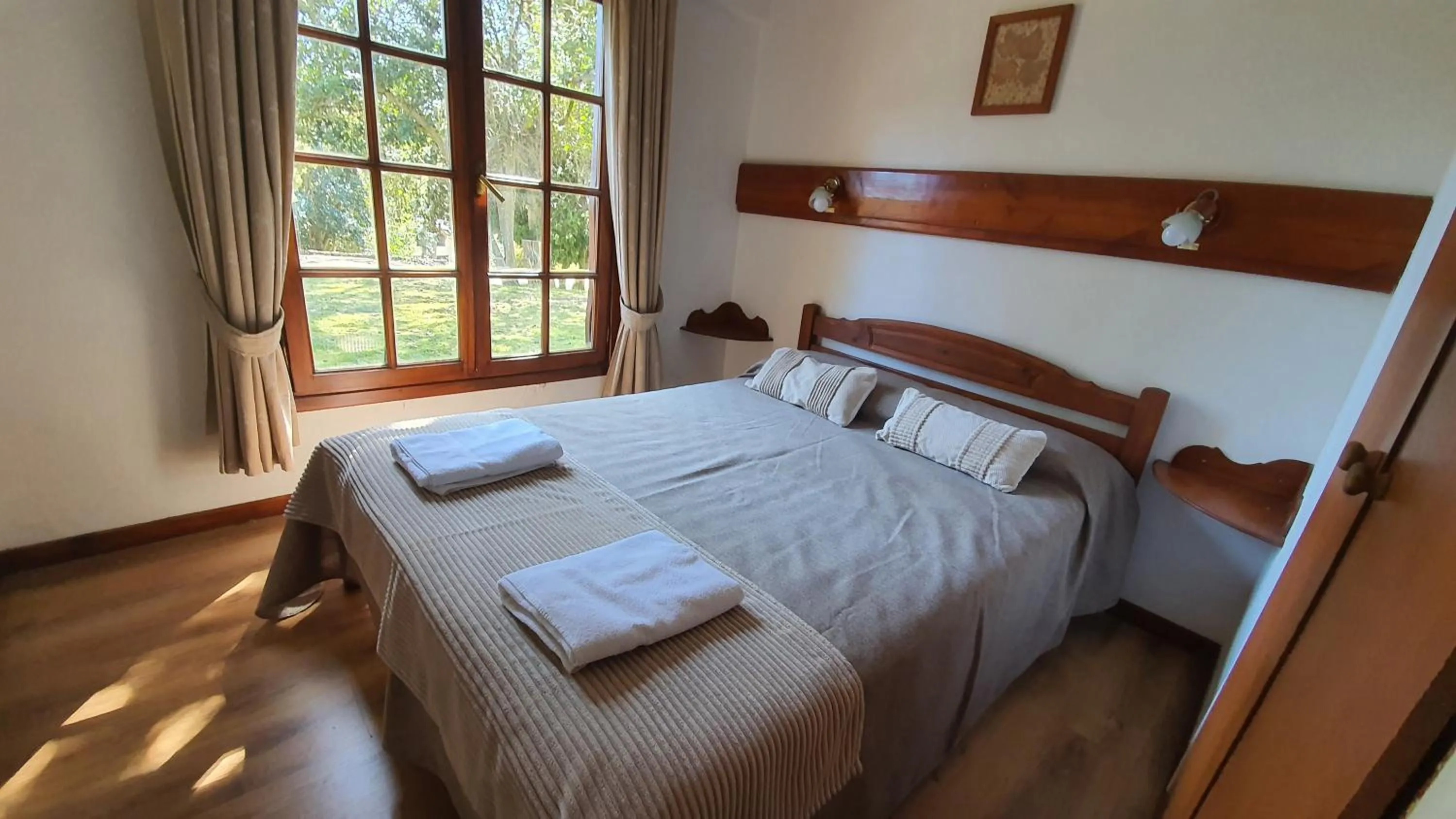 Bed in Cabañas & Aparts Lancuyen, Villa de Montaña
