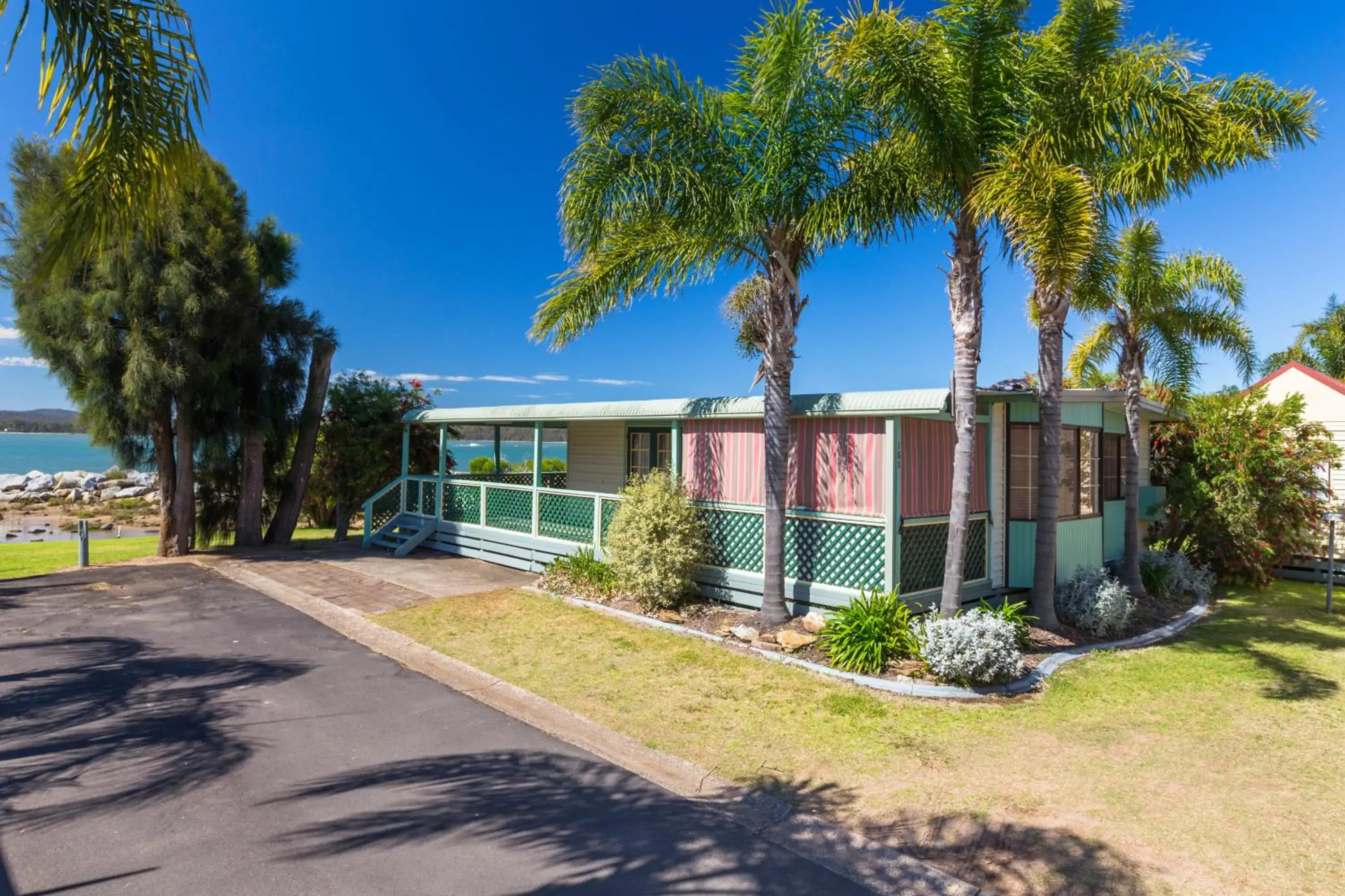 Property building in Batemans Bay Marina Resort Property building in Batemans Bay Marina Resort