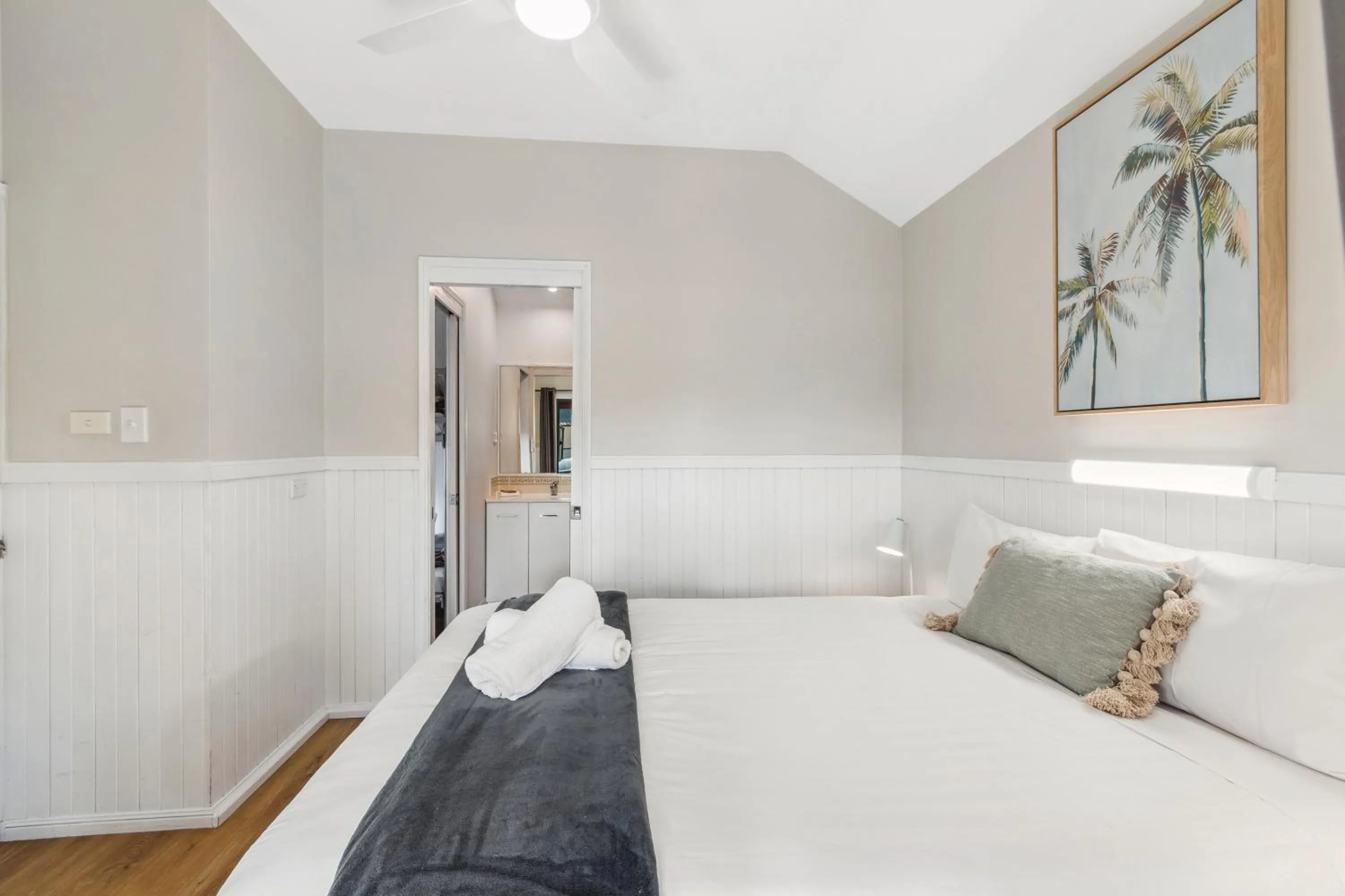 Bed in Batemans Bay Marina Resort