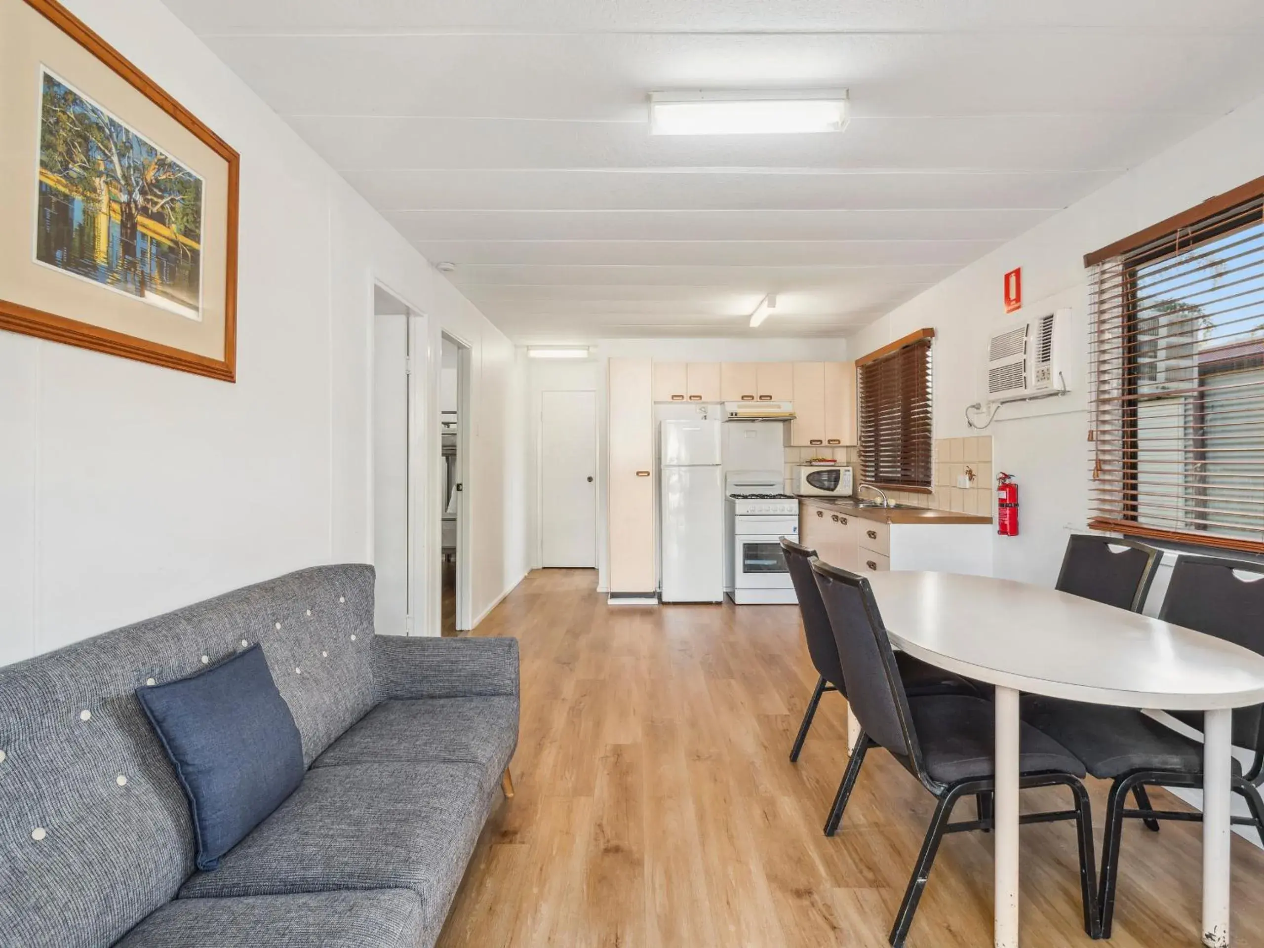 Living room in Batemans Bay Marina Resort Living room in Batemans Bay Marina Resort