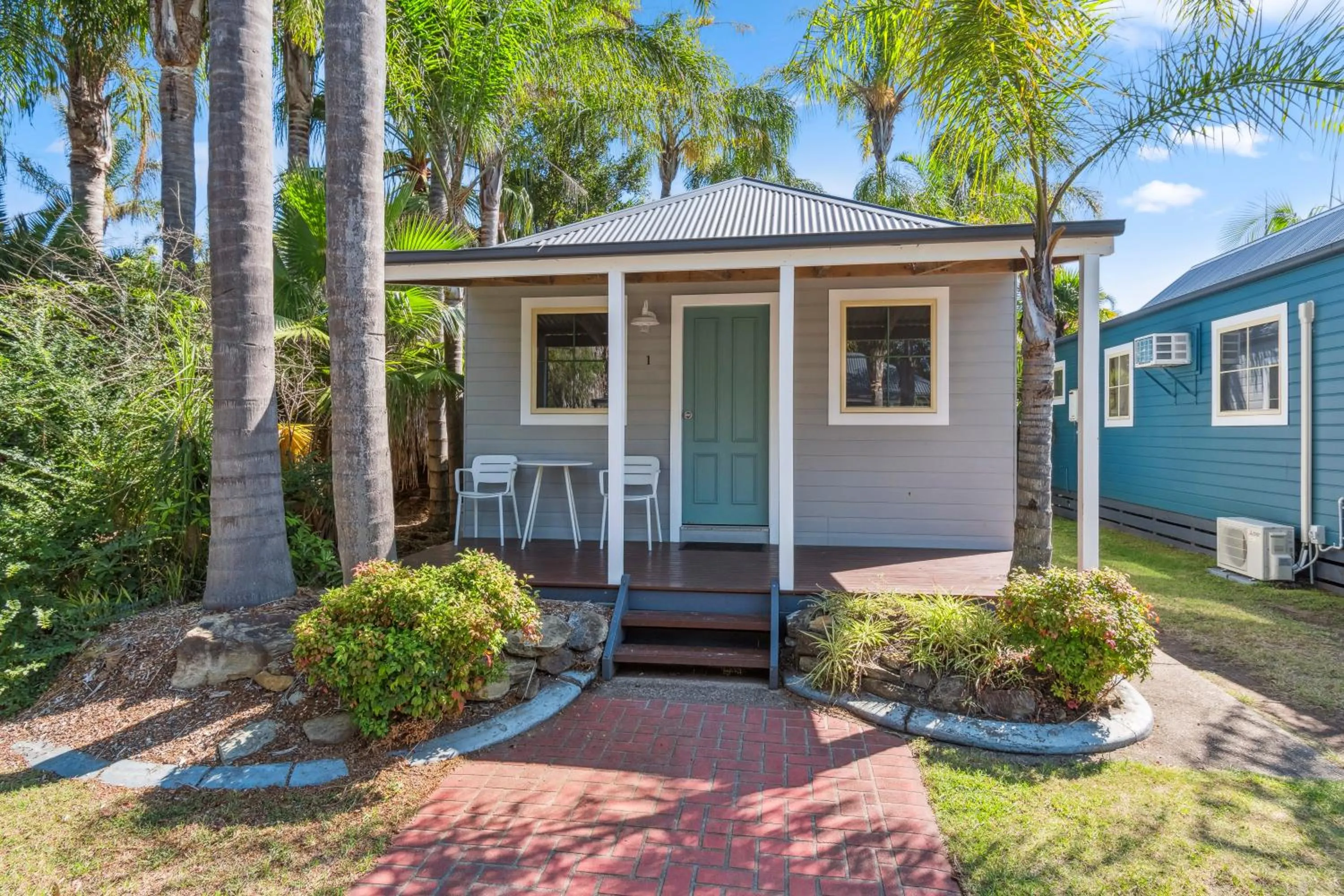 Property building in Batemans Bay Marina Resort