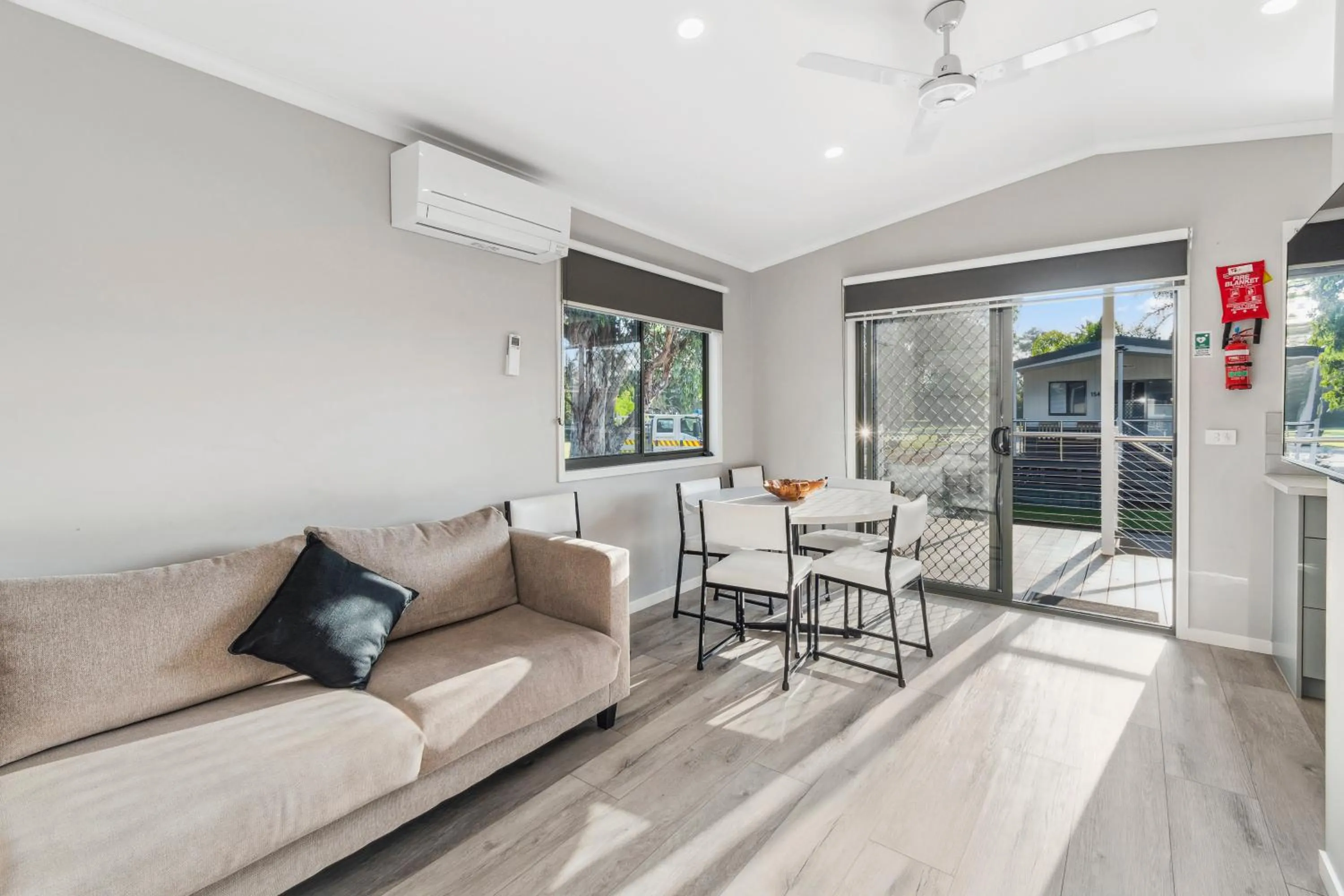 Living room in Batemans Bay Marina Resort