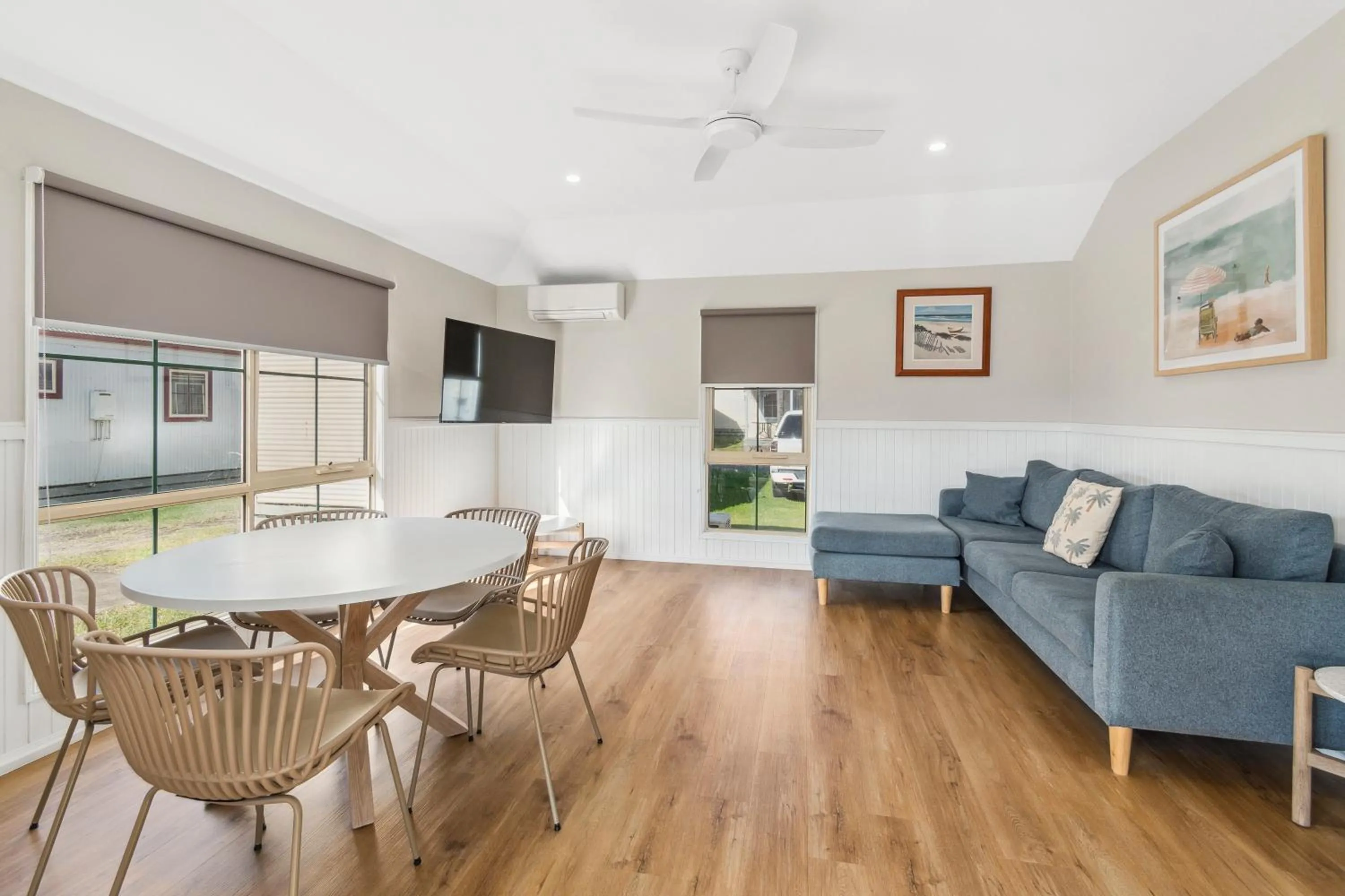 Living room in Batemans Bay Marina Resort