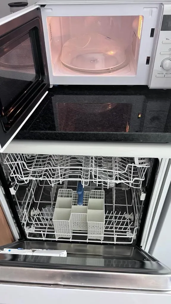 dishwasher in Lisboa, Cidade, Elegant Apartment with Air Cond, Free WIFI and Near Metro, by IG