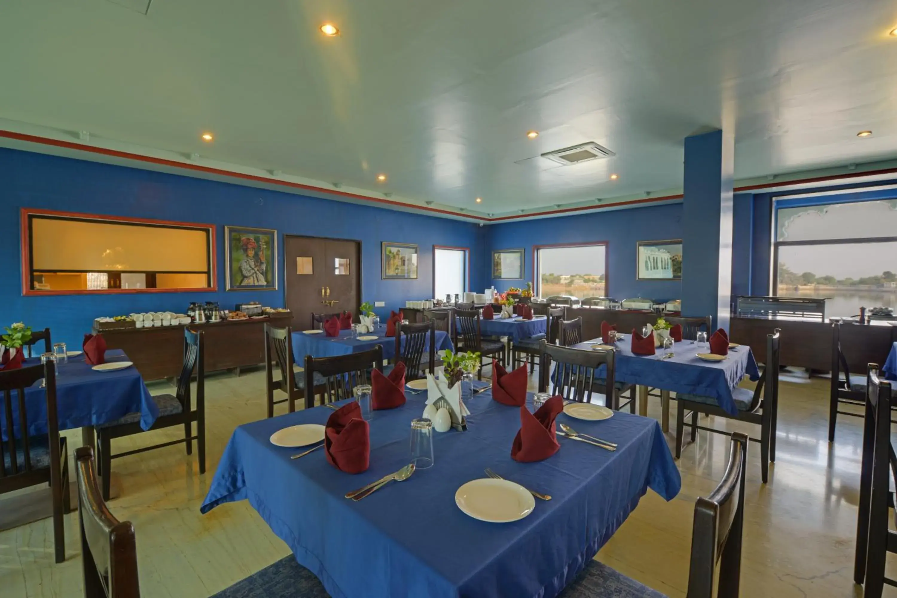 Restaurant/places to eat in jüSTa Lake Nahargarh Palace, Chittorgarh Restaurant/places to eat in jüSTa Lake Nahargarh Palace, Chittorgarh