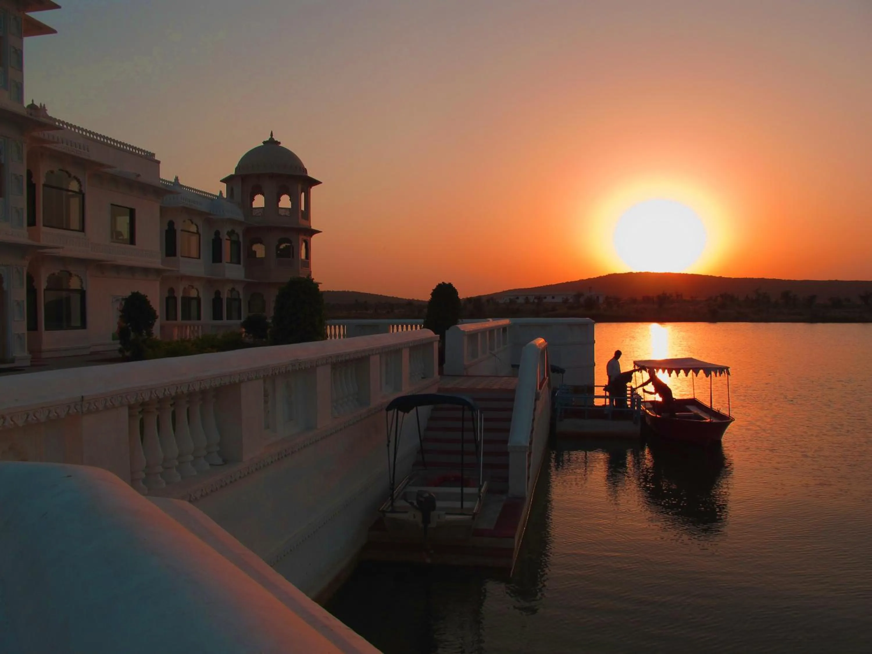 Facade/entrance in jüSTa Lake Nahargarh Palace, Chittorgarh