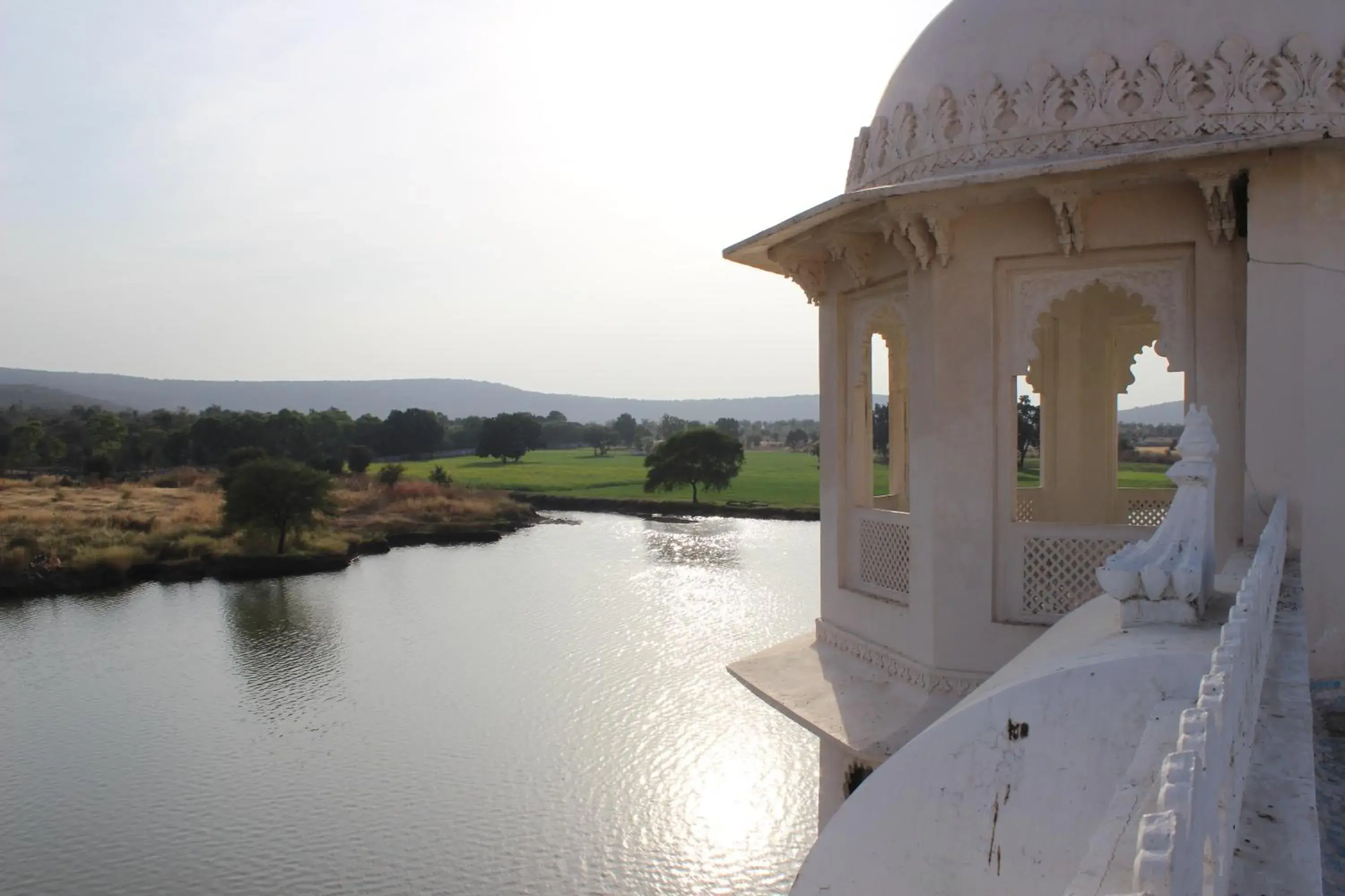 Lake view in jüSTa Lake Nahargarh Palace, Chittorgarh Lake view in jüSTa Lake Nahargarh Palace, Chittorgarh