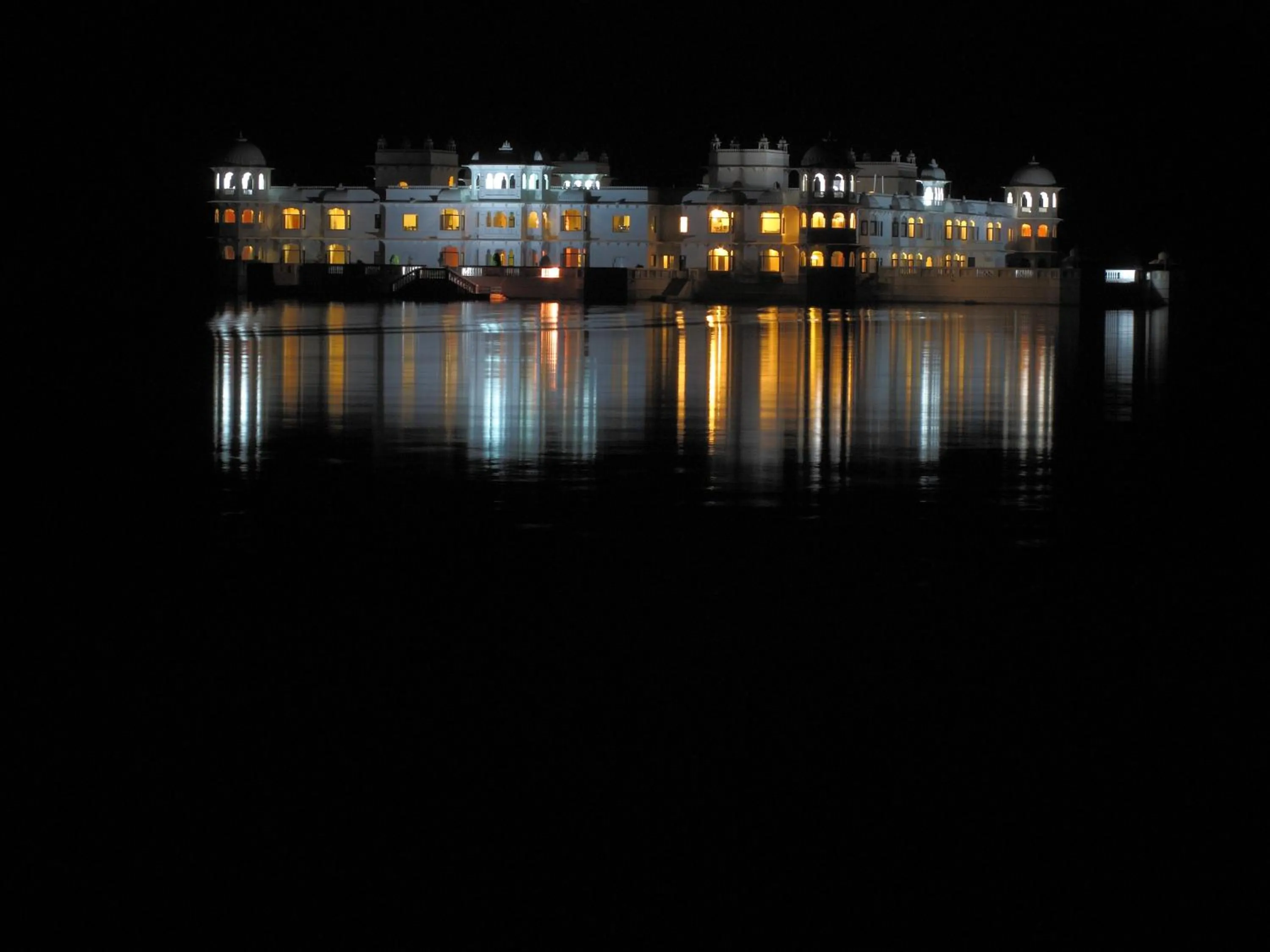 Bird's eye view in jüSTa Lake Nahargarh Palace, Chittorgarh