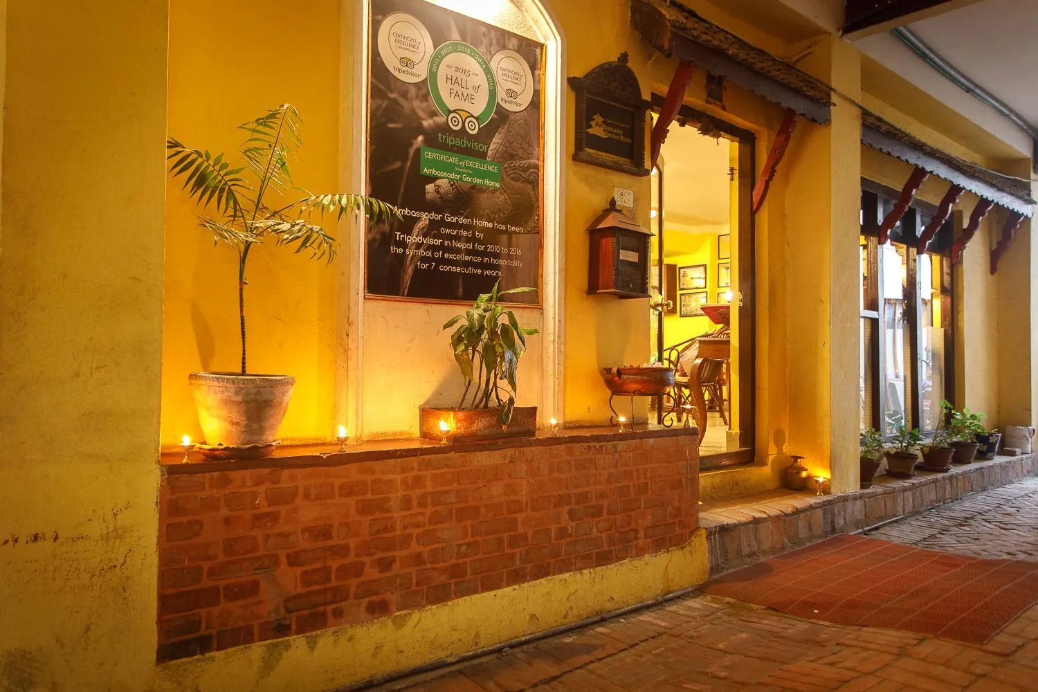 Facade/entrance in Ambassador Garden Home