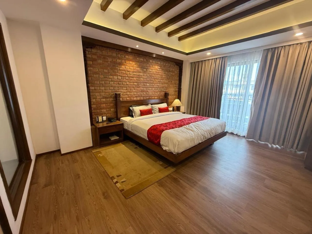 Bedroom, Bed in Ambassador Garden Home