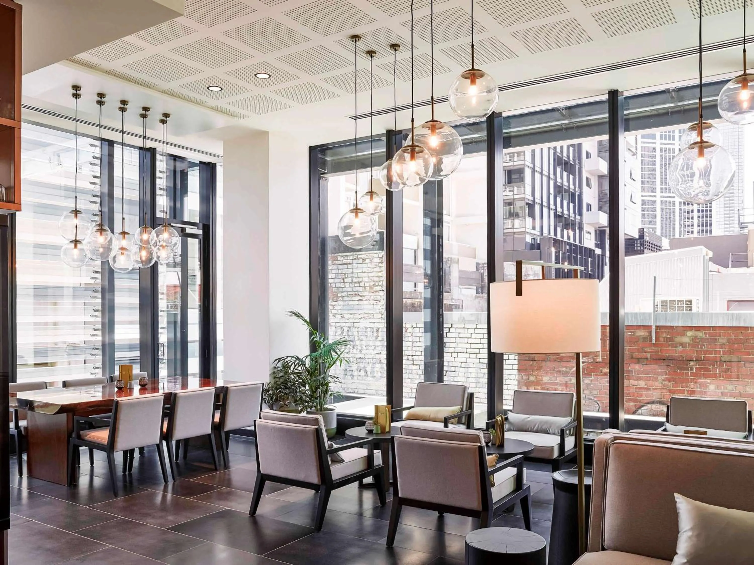 Lounge or bar in Novotel Melbourne Central