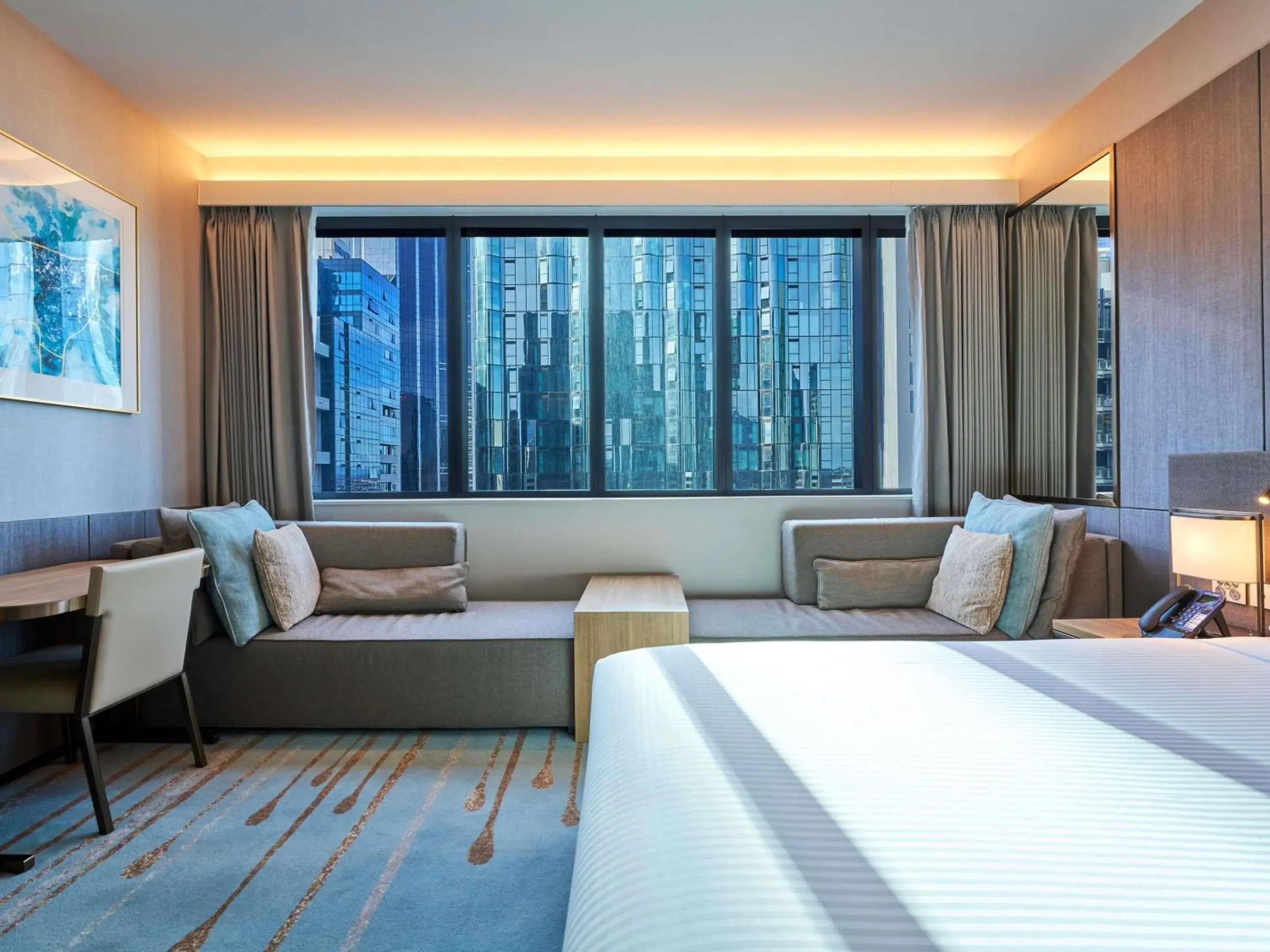 Deluxe King Room in Novotel Melbourne Central Deluxe King Room in Novotel Melbourne Central