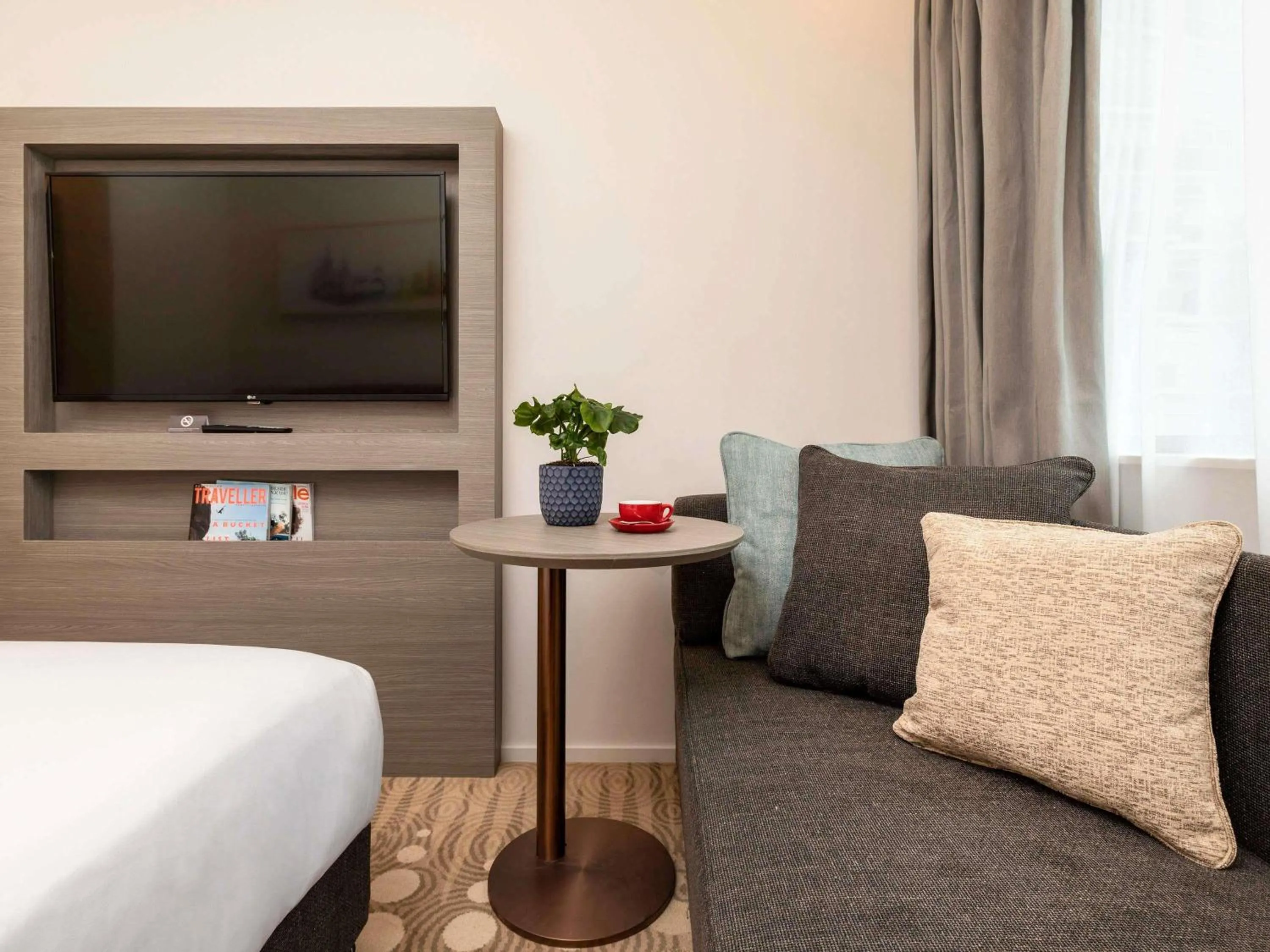 Bedroom, Bed in ibis Melbourne Central