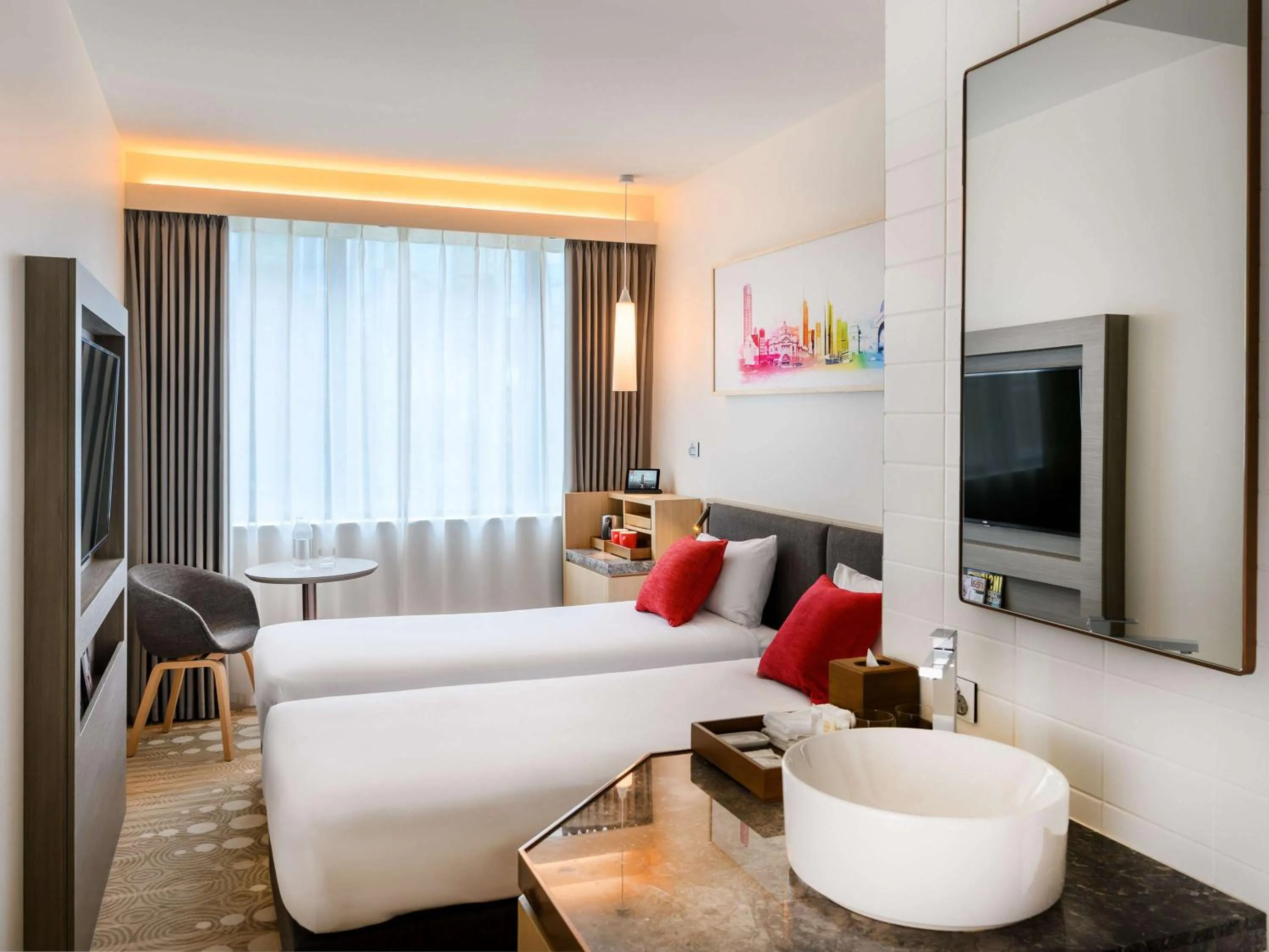 Photo of the whole room in ibis Melbourne Central