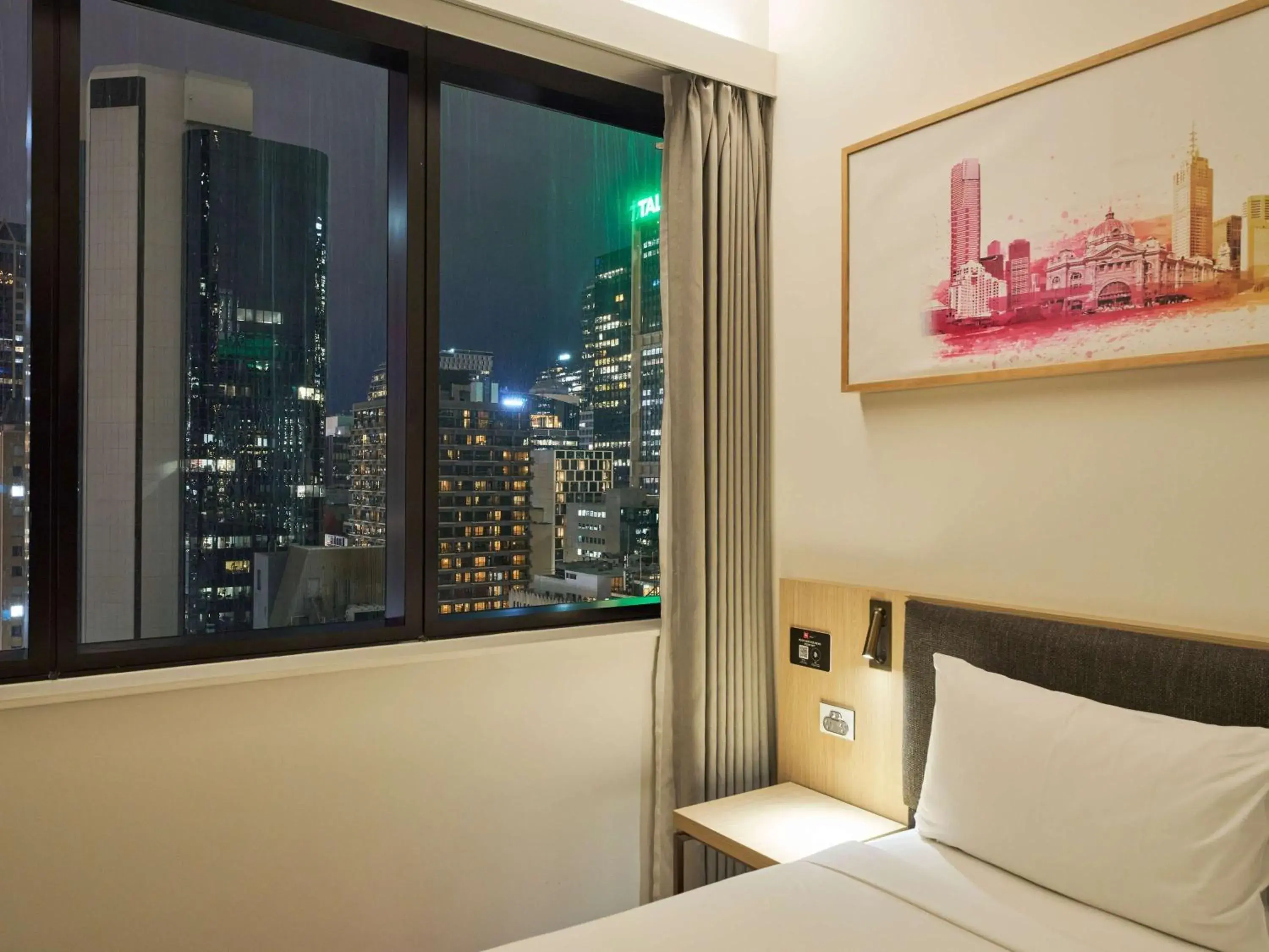 Bedroom, Bed in ibis Melbourne Central Bedroom, Bed in ibis Melbourne Central