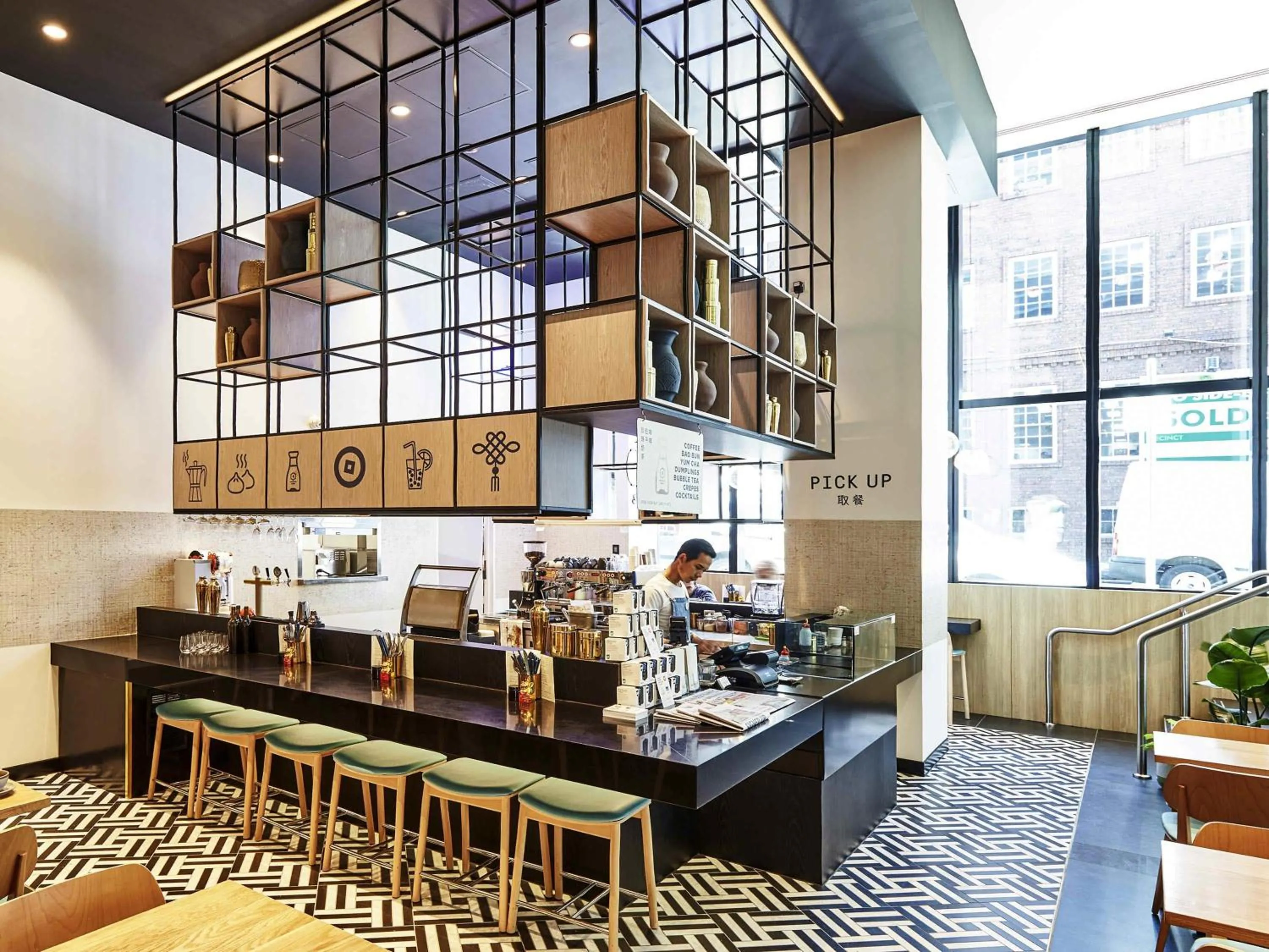 Restaurant/places to eat in ibis Melbourne Central