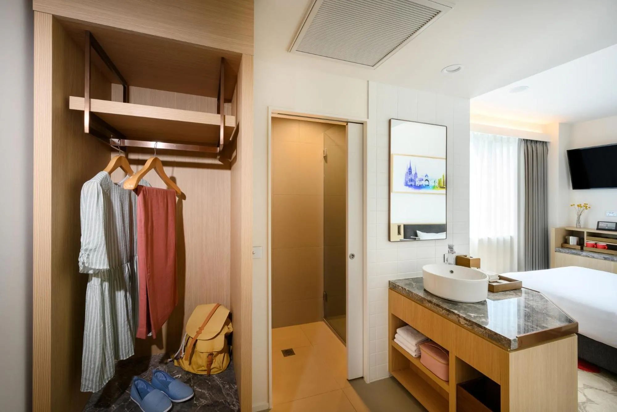 Bathroom, Bed in ibis Melbourne Central