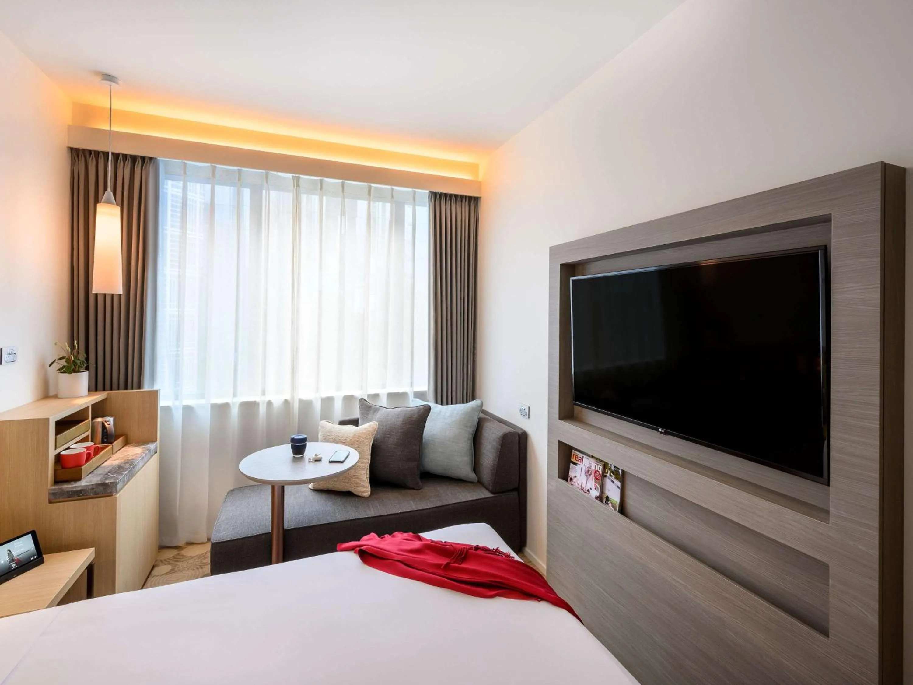 Photo of the whole room, Bed in ibis Melbourne Central