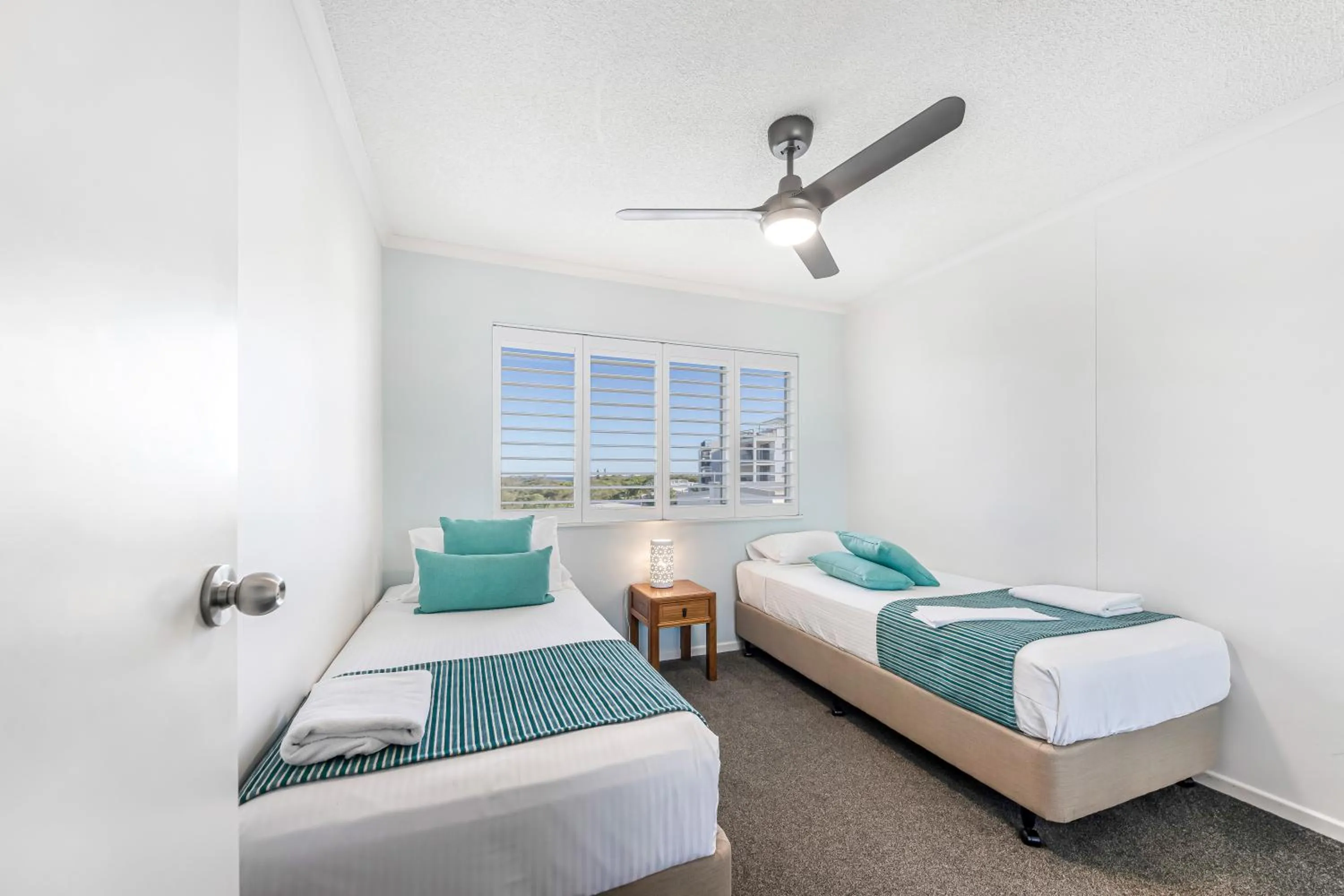 Bedroom, Bed in Atlantis Marcoola