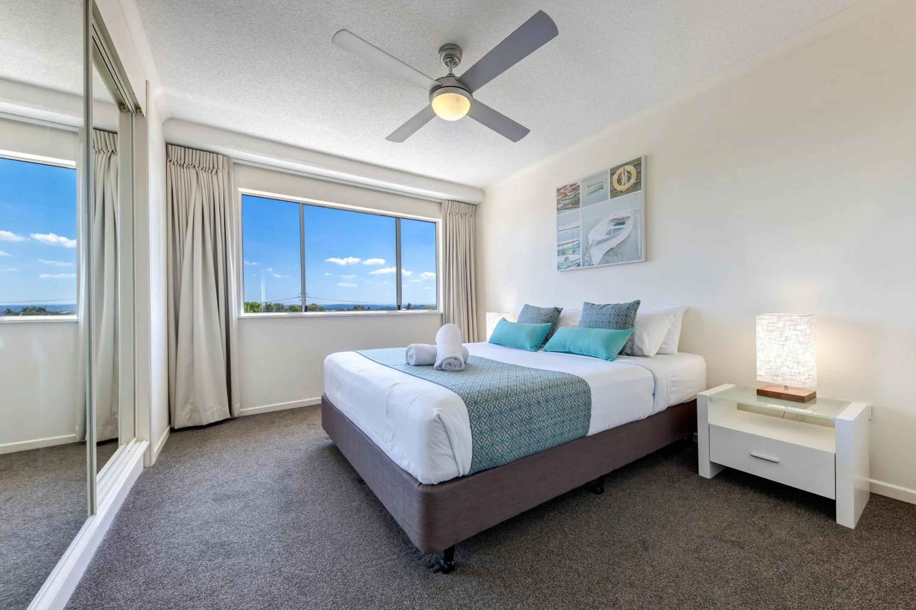 Bedroom, Bed in Atlantis Marcoola