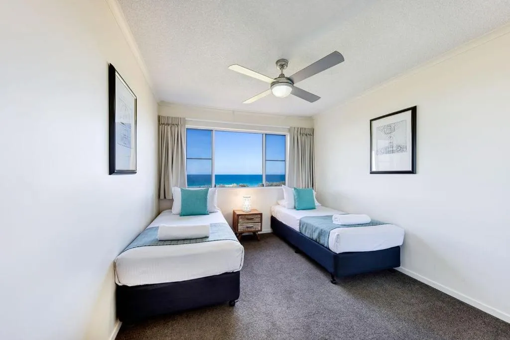 Bedroom, Bed in Atlantis Marcoola