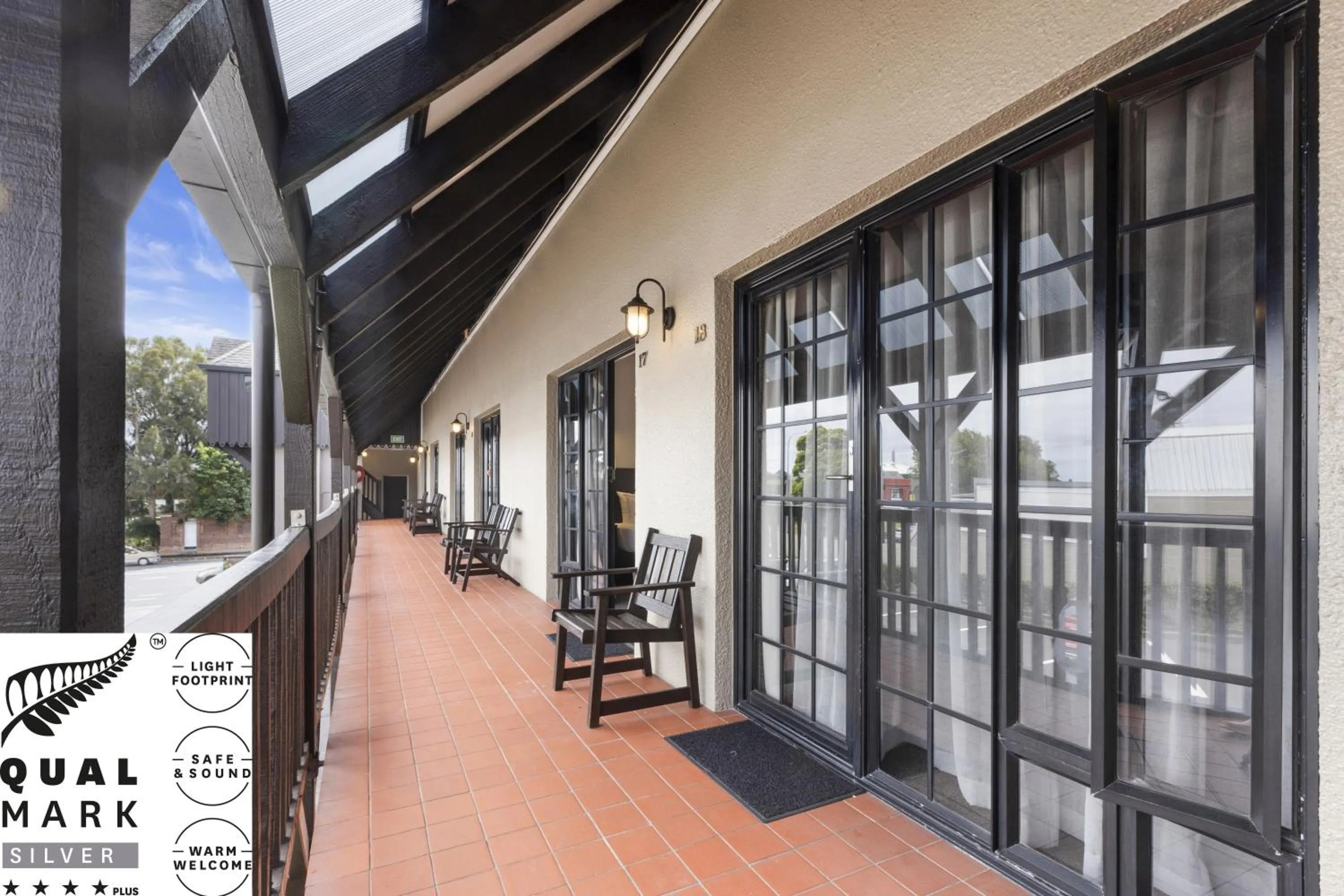 Property building in Knights Inn