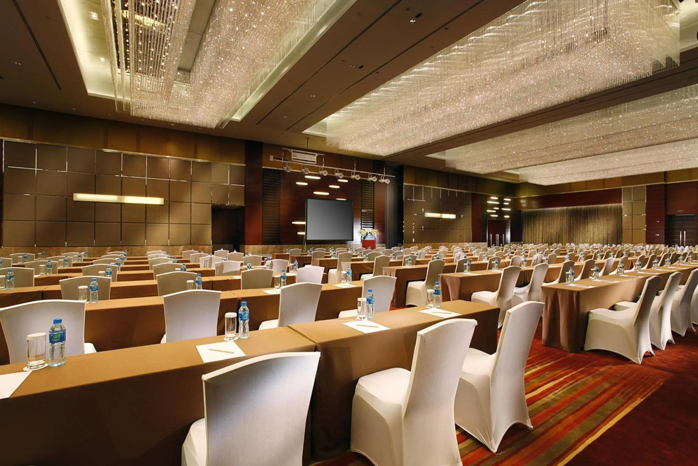 Meeting/conference room in Kempinski Hotel Yinchuan