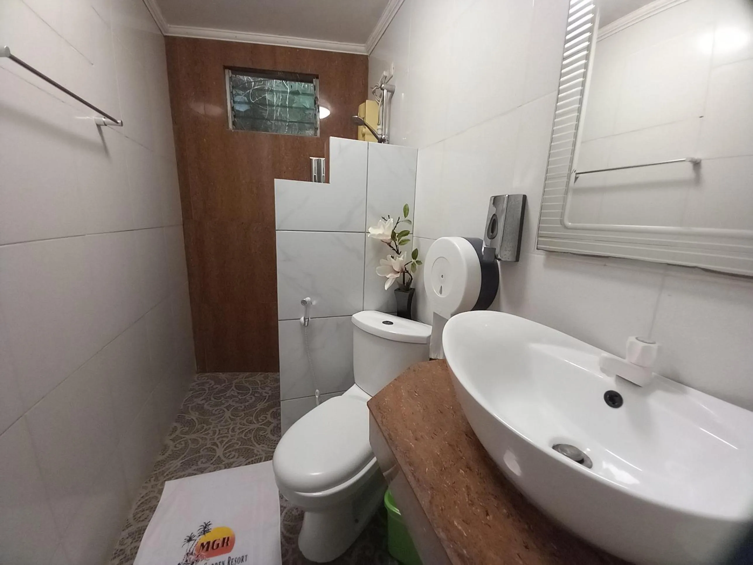 Bathroom in Malapascua Garden Resort