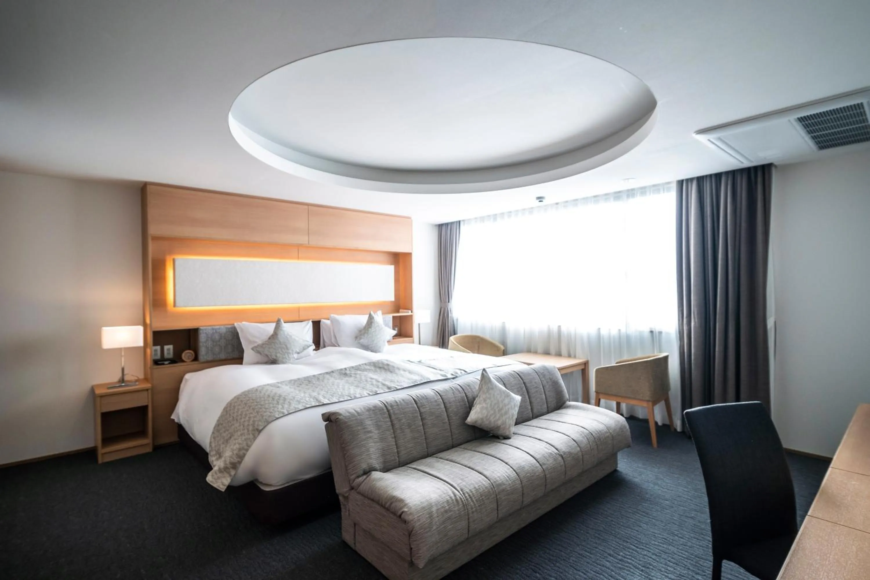 Bed in Kyoto Shijo Takakura Hotel Grandereverie