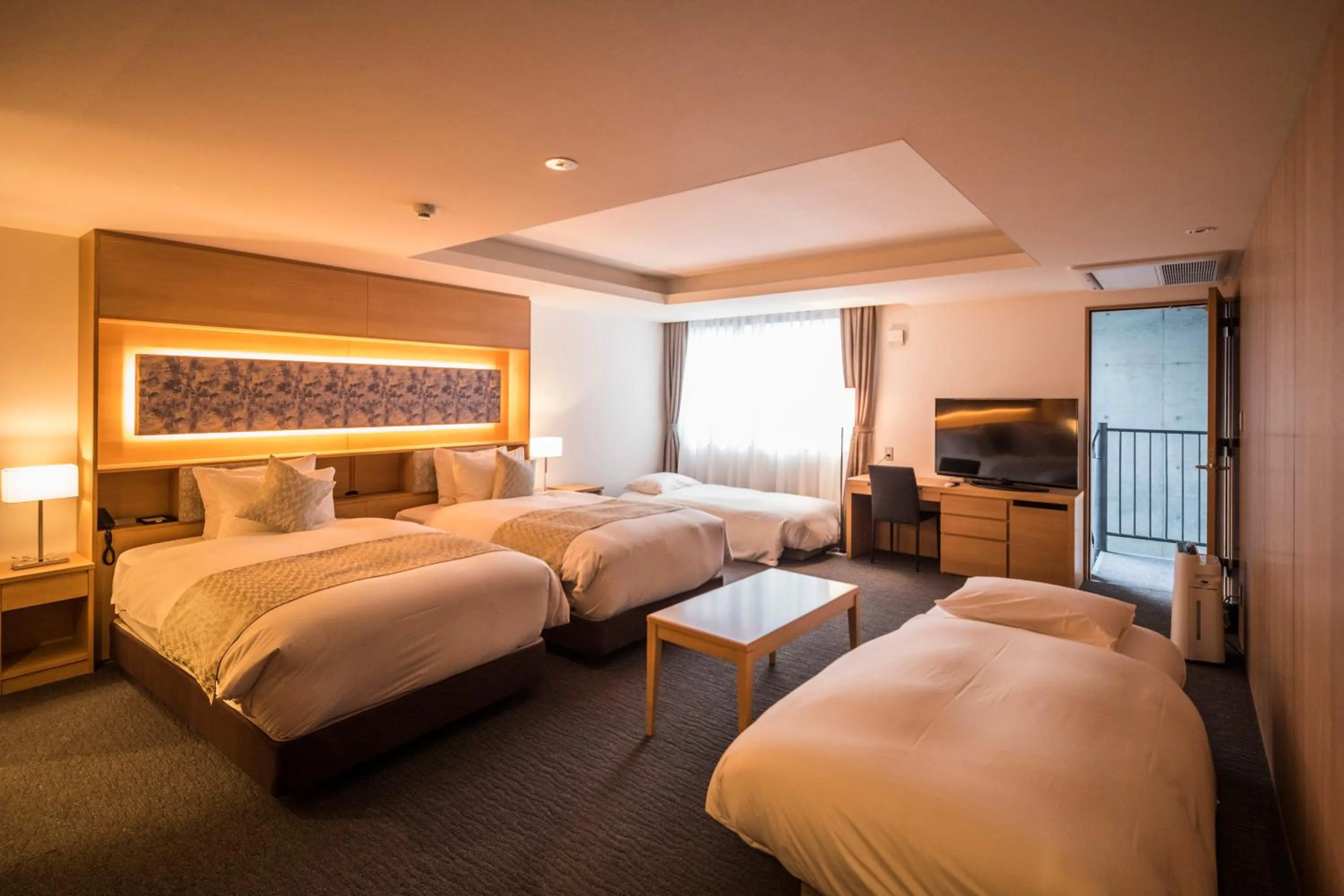 Bed in Kyoto Shijo Takakura Hotel Grandereverie