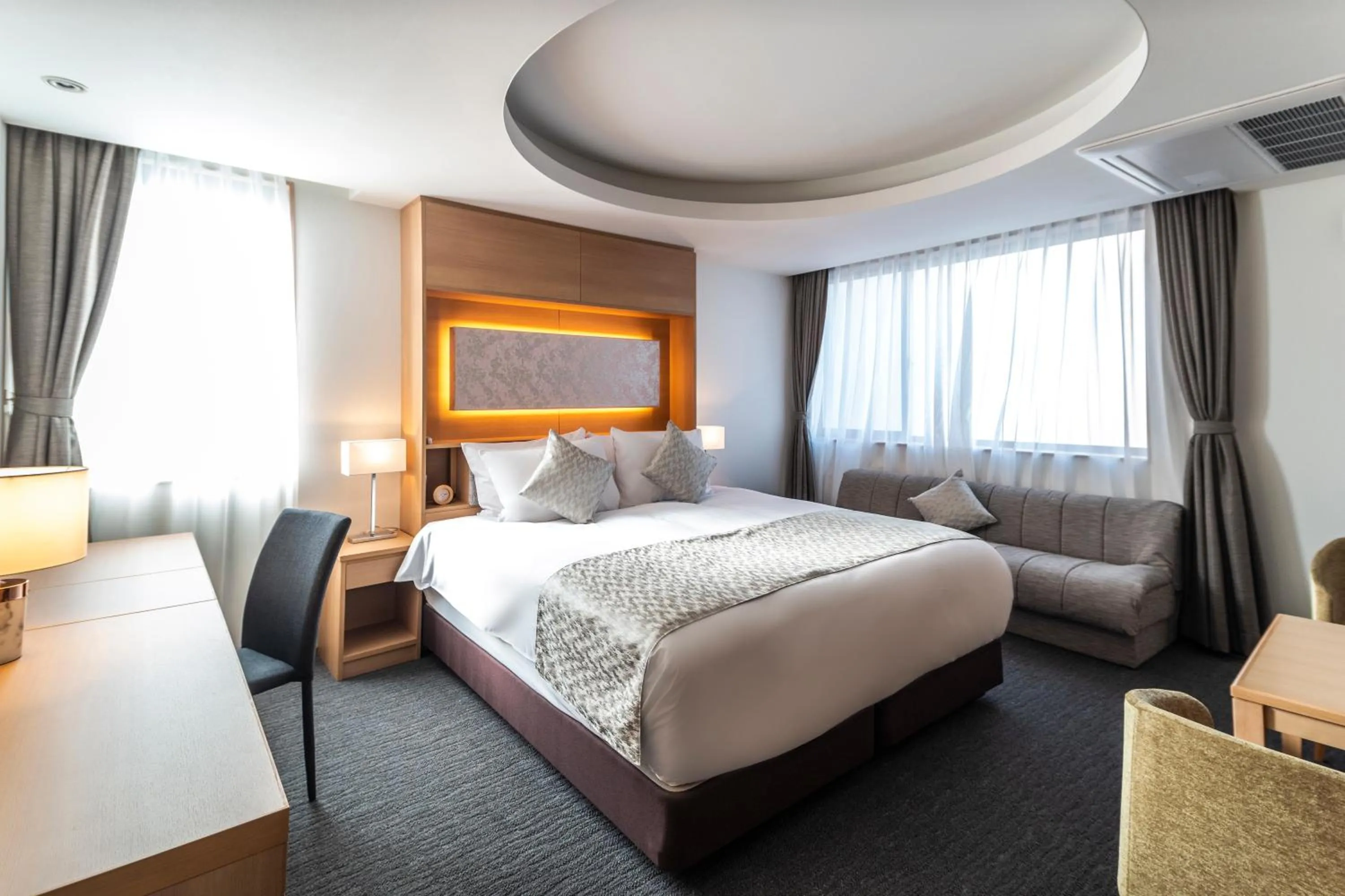 Bed in Kyoto Shijo Takakura Hotel Grandereverie