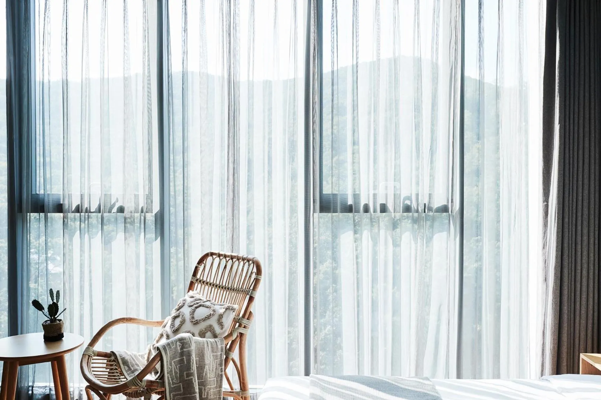 Living room, Bed in La Casa hotel Gwangmyeong